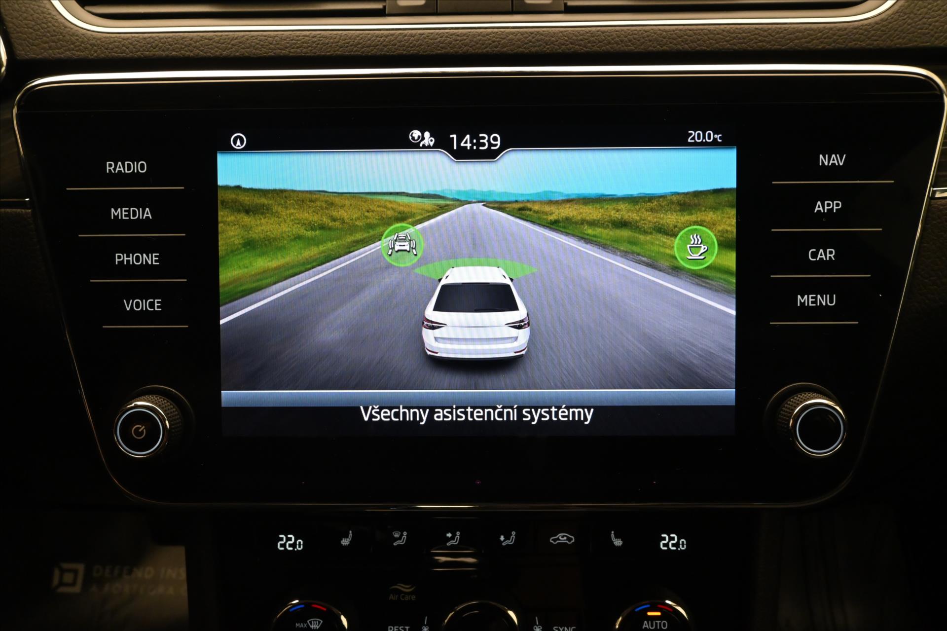 Hlavní fotografie vozu Škoda Superb 2,0 TDI 110kW DSG Style Záruka až 5 let (20)