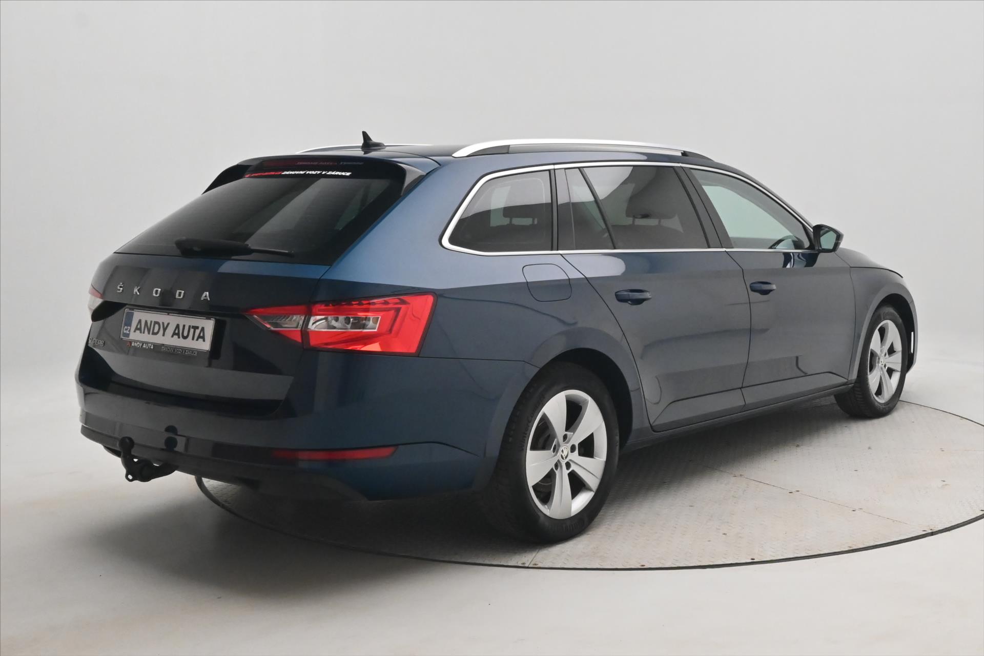 Hlavní fotografie vozu Škoda Superb 2,0 TDI 110kW DSG Style Záruka až 5 let (6)