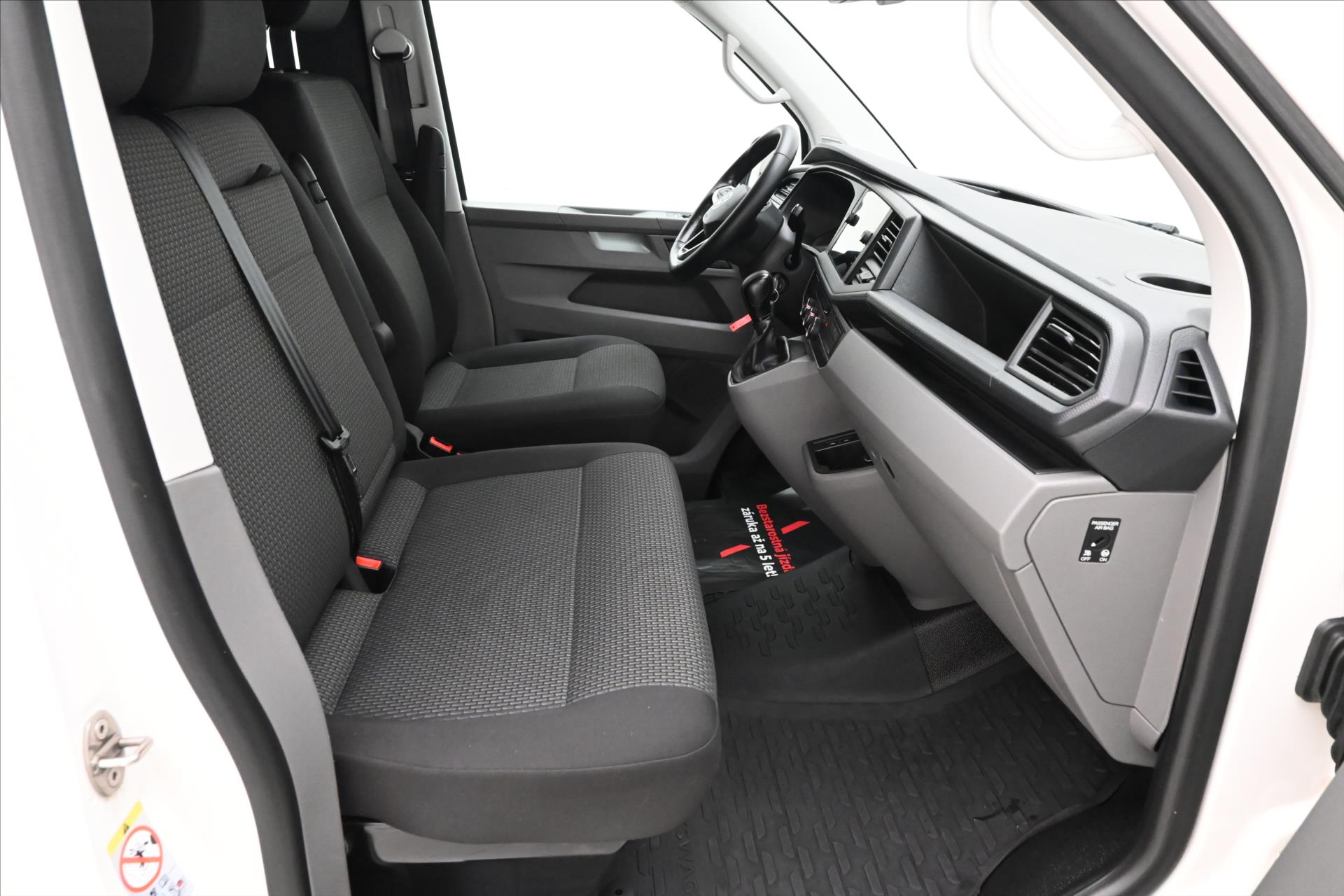 Hlavní fotografie vozu Volkswagen Transporter 2,0 TDI 110 kW DSG Záruka až 5 let (15)