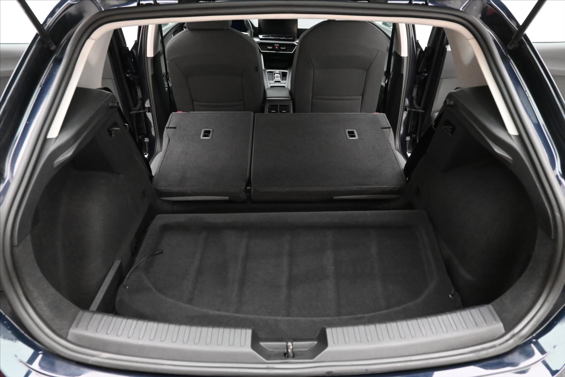 Hlavní fotografie vozu Seat Leon 2,0 TDI 110kW DSG STYLE Záruka až 5 let (12)