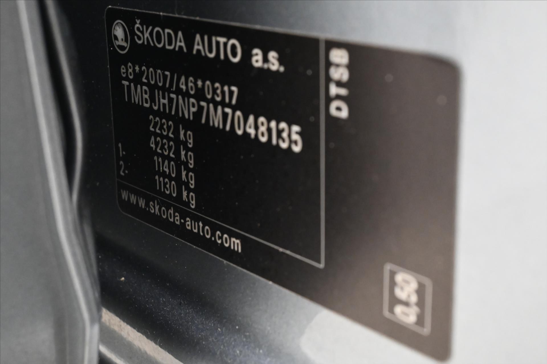 Hlavní fotografie vozu Škoda Superb 2,0 TDI 110 kW DSG Style Záruka až 5 let (13)
