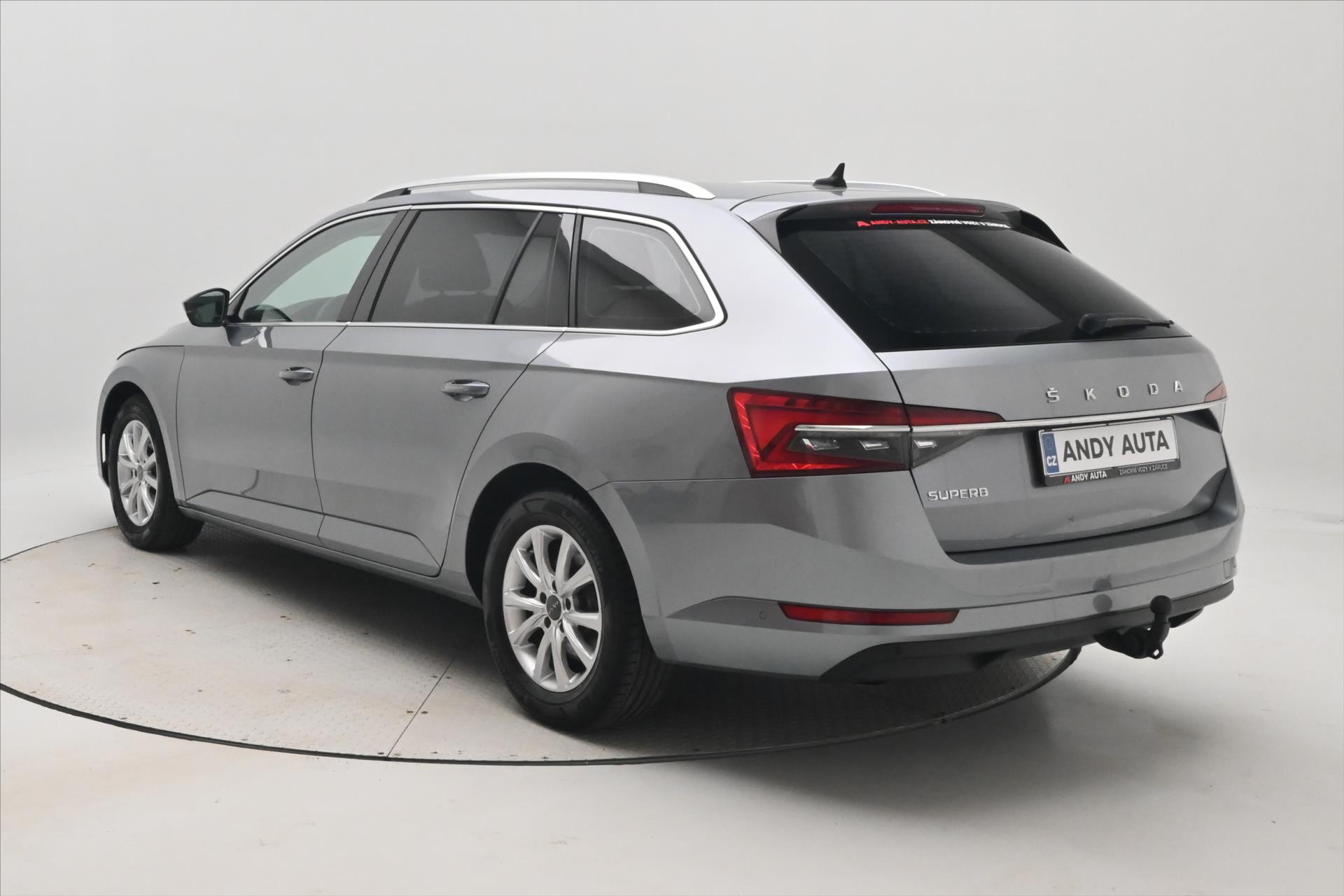Hlavní fotografie vozu Škoda Superb 2,0 TDI 110 kW DSG Style Záruka až 5 let (8)