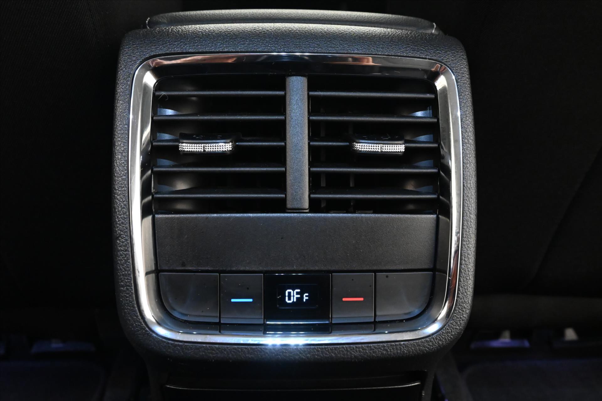 Hlavní fotografie vozu Škoda Octavia 2,0 TDI 110kW DSG Záruka až 5 let (23)