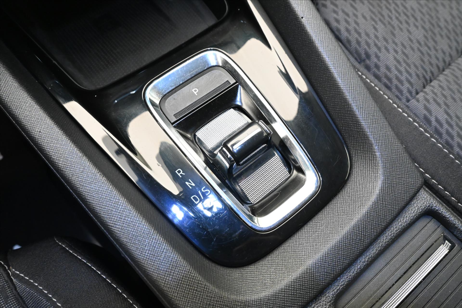 Hlavní fotografie vozu Škoda Octavia 2,0 TDI 110kW DSG Záruka až 5 let (24)