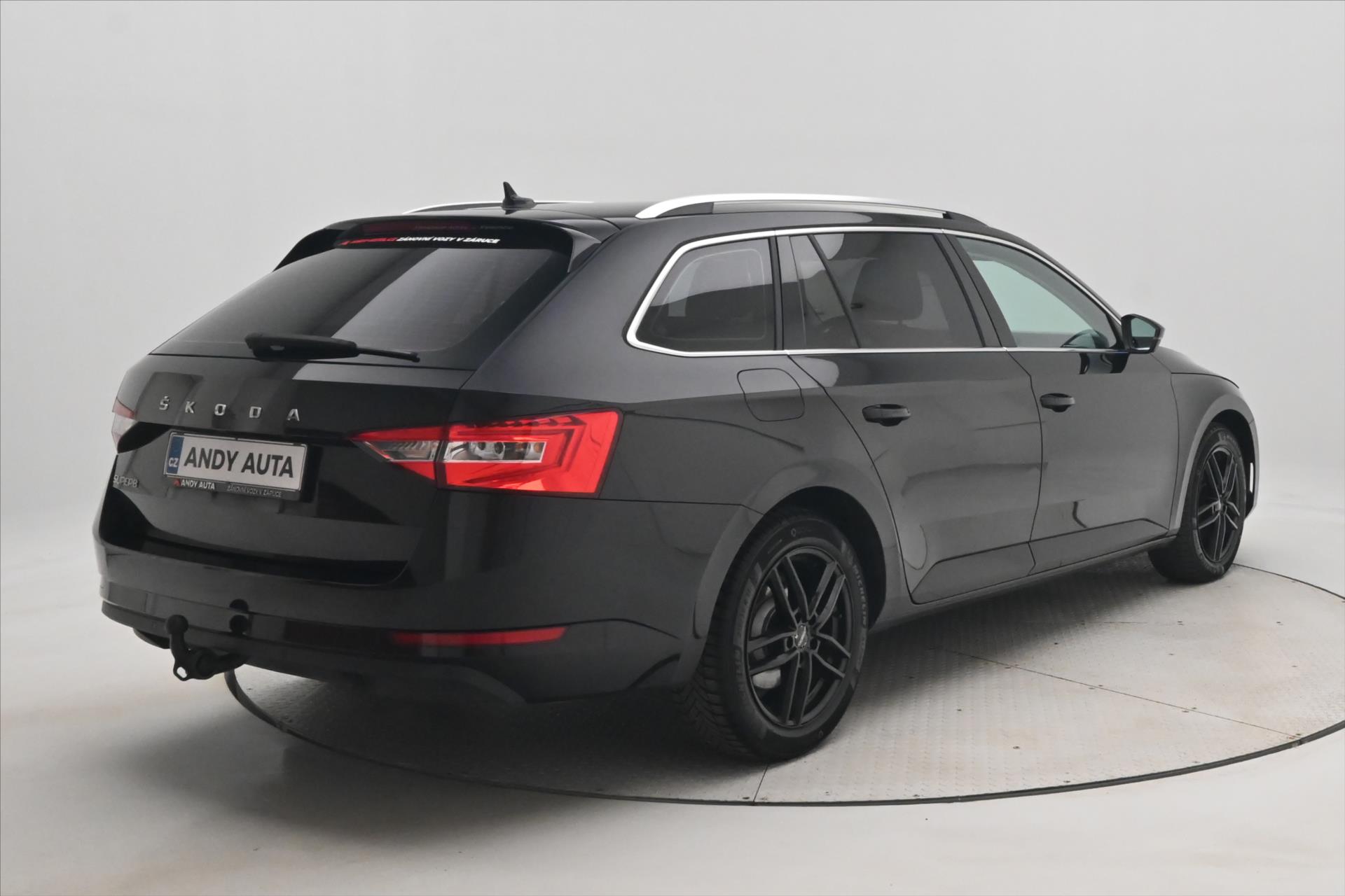 Hlavní fotografie vozu Škoda Superb 2,0 TDI 110kW DSG Style Záruka až 5 let (6)