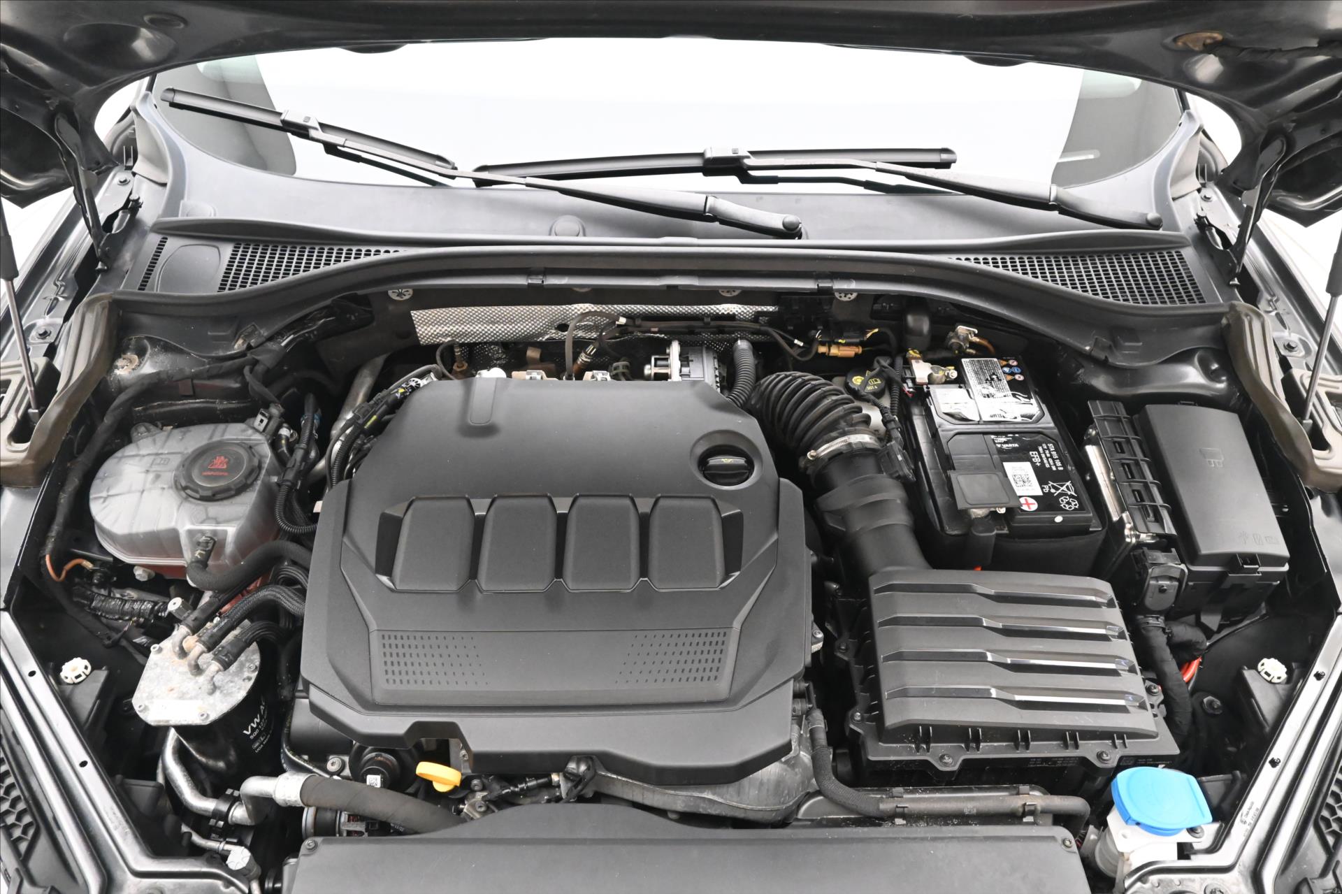Hlavní fotografie vozu Škoda Superb 2,0 TDI 110kW DSG Style Záruka až 5 let (10)