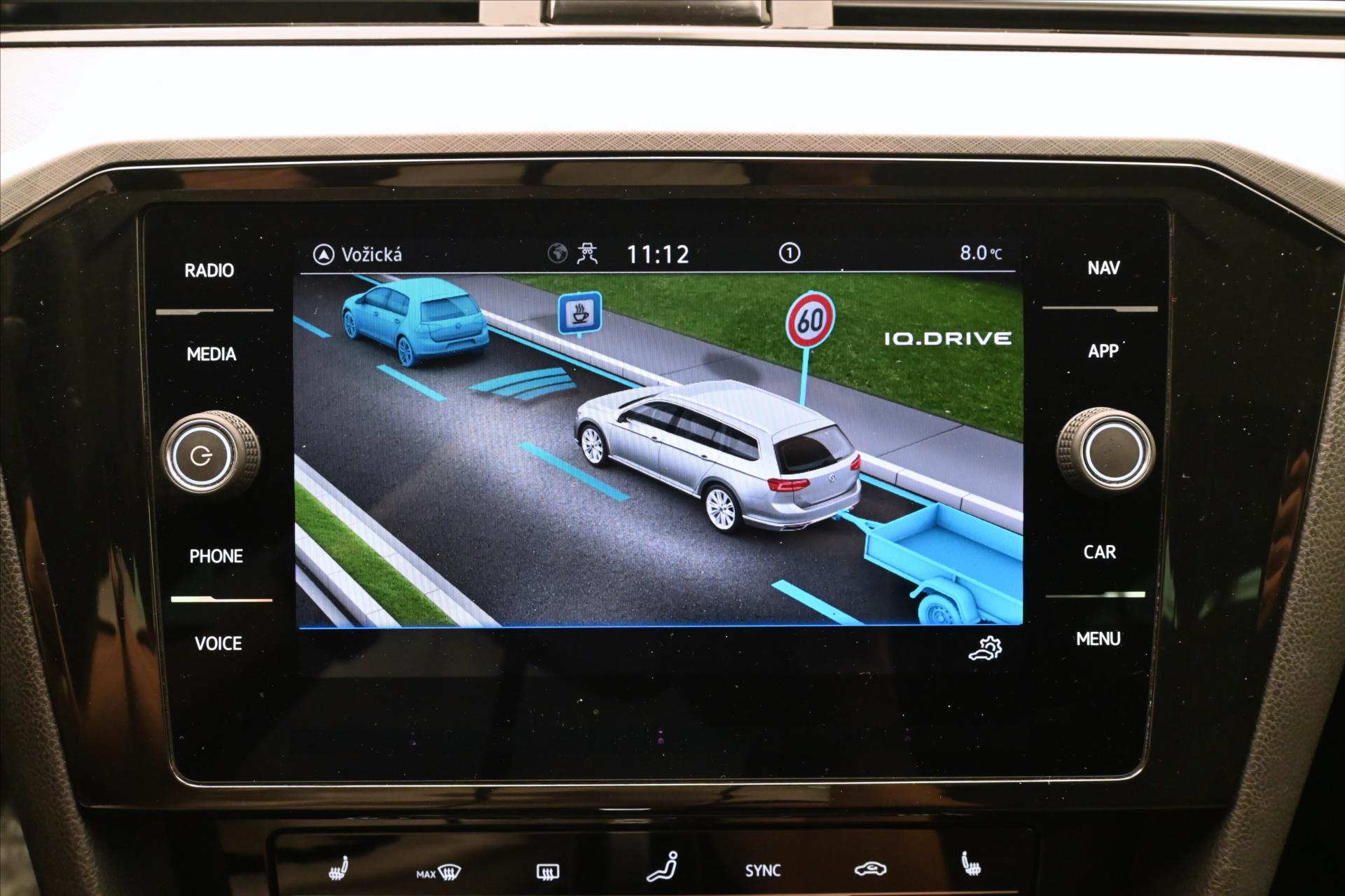 Hlavní fotografie vozu Volkswagen Passat 2,0 TDI 110kW DSG Business Záruka až 5 let (20)