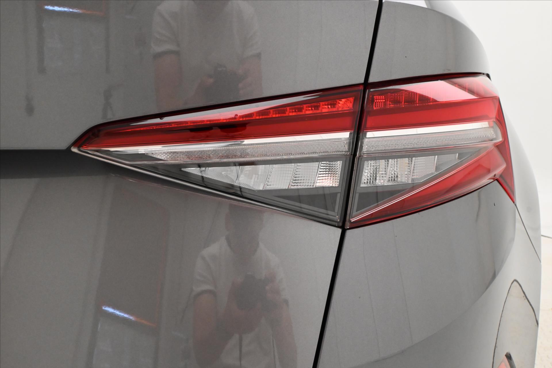 Hlavní fotografie vozu Škoda Kodiaq 2,0 TDI 110kW DSG 7MÍST Style Záruka až 5 let (34)