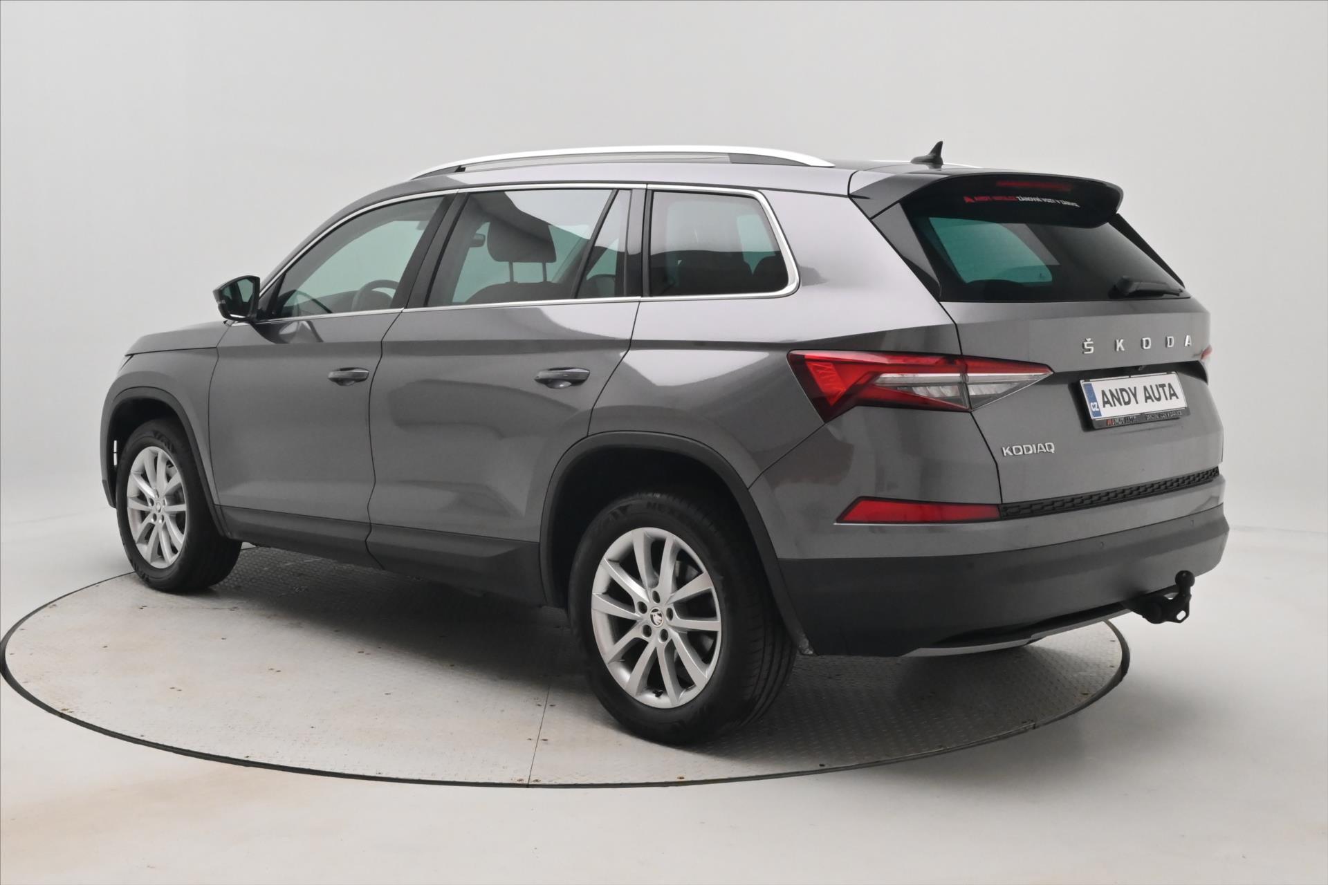 Hlavní fotografie vozu Škoda Kodiaq 2,0 TDI 110kW DSG 7MÍST Style Záruka až 5 let (8)