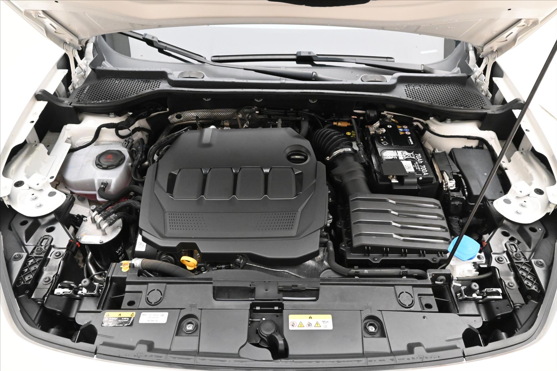 Hlavní fotografie vozu Cupra Formentor 2,0 TDI 110kW DSG 4x4 Záruka až 5 let (10)