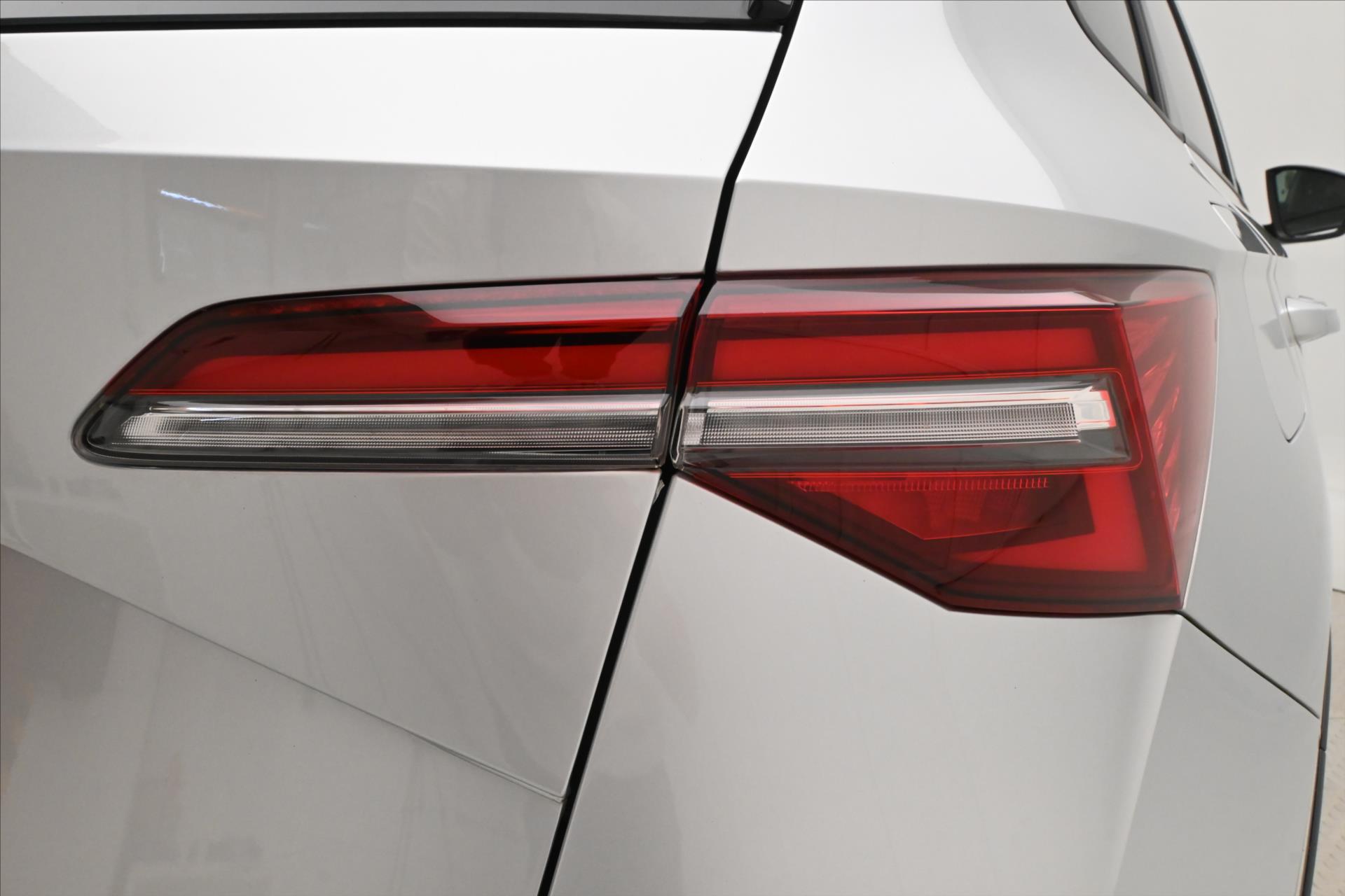 Main photo of the car Skoda Karoq 2.0 TDI 85kW Ambition DSG Warranty up to 5 years (31)