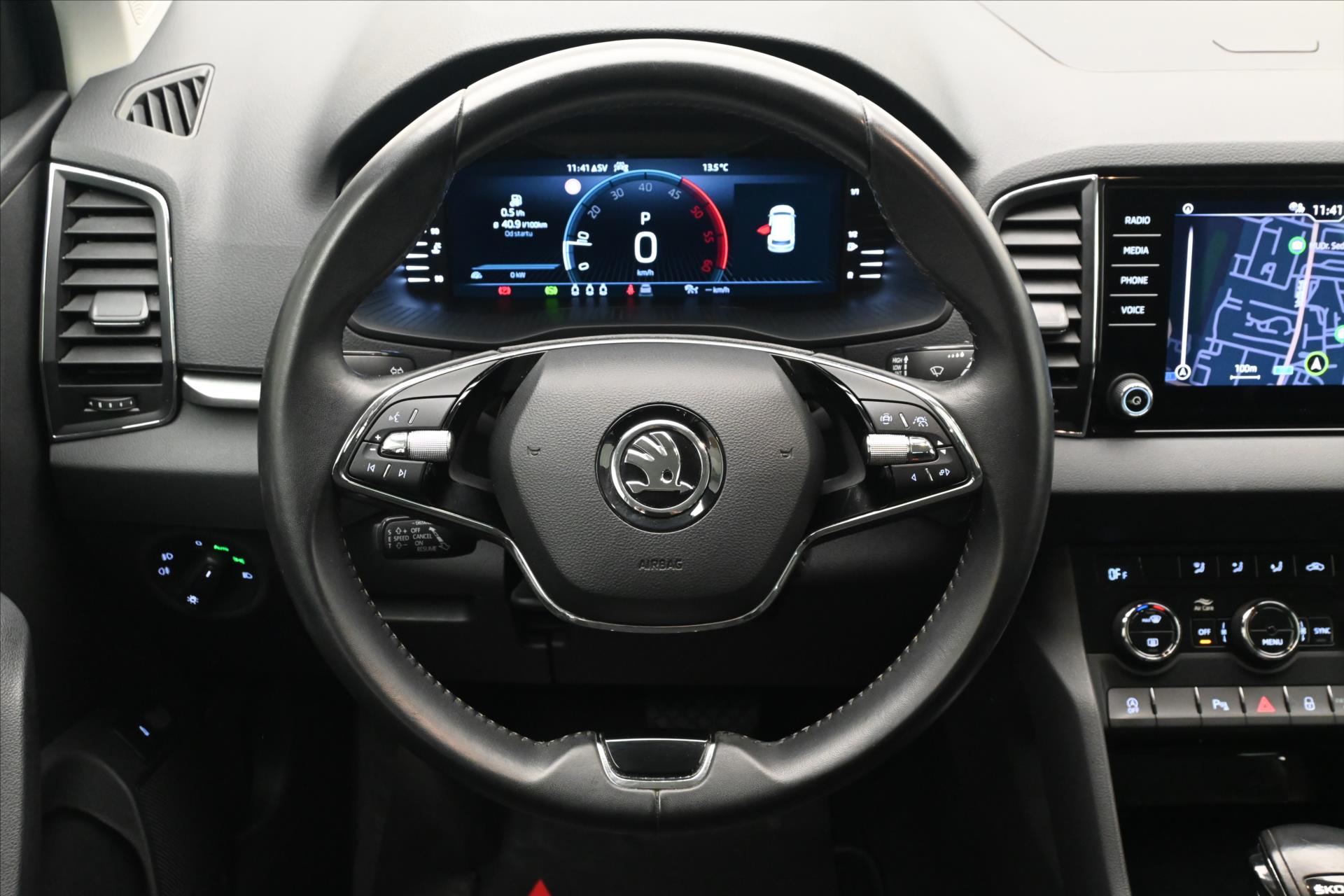 Hlavní fotografie vozu Škoda Karoq 2,0 TDI 85kW DSG VIRTUAL EL.KUFR Záruka až 5 let (19)