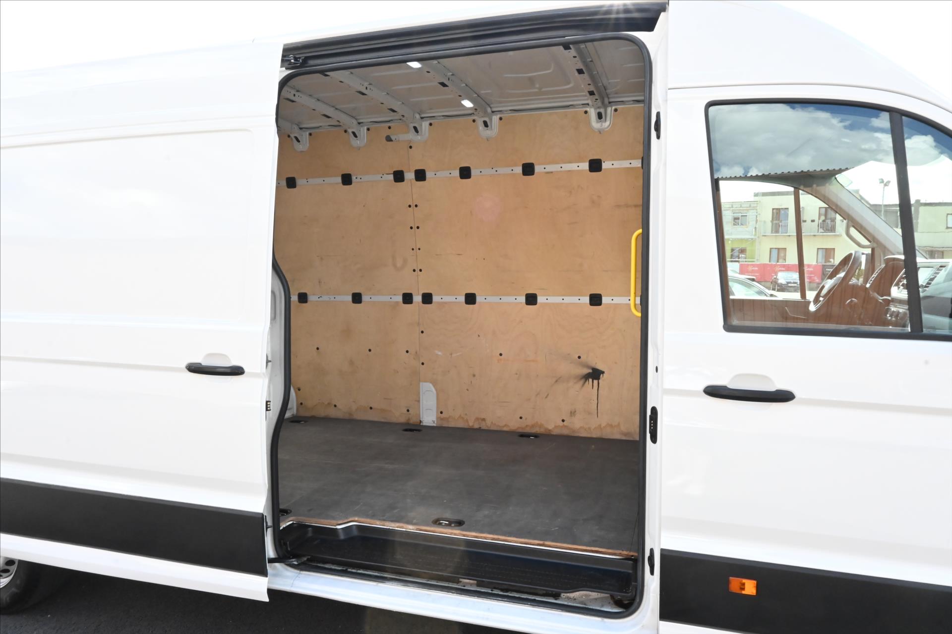 Main photo of the car Volkswagen Crafter 2.0 TDI 103kW L3H2 Warranty up to 5 years (11)