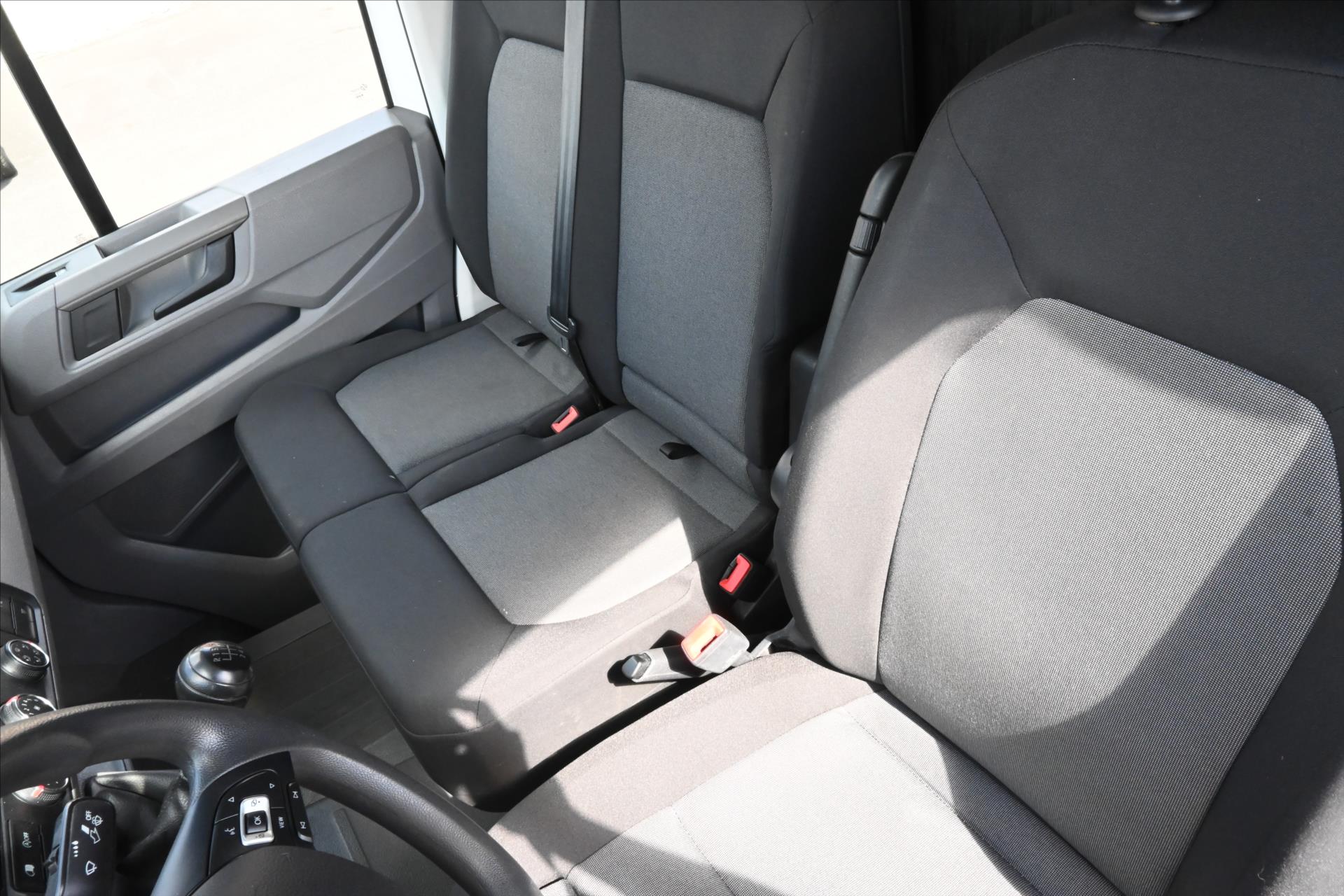 Main photo of the car Volkswagen Crafter 2.0 TDI 103kW L3H2 Warranty up to 5 years (24)