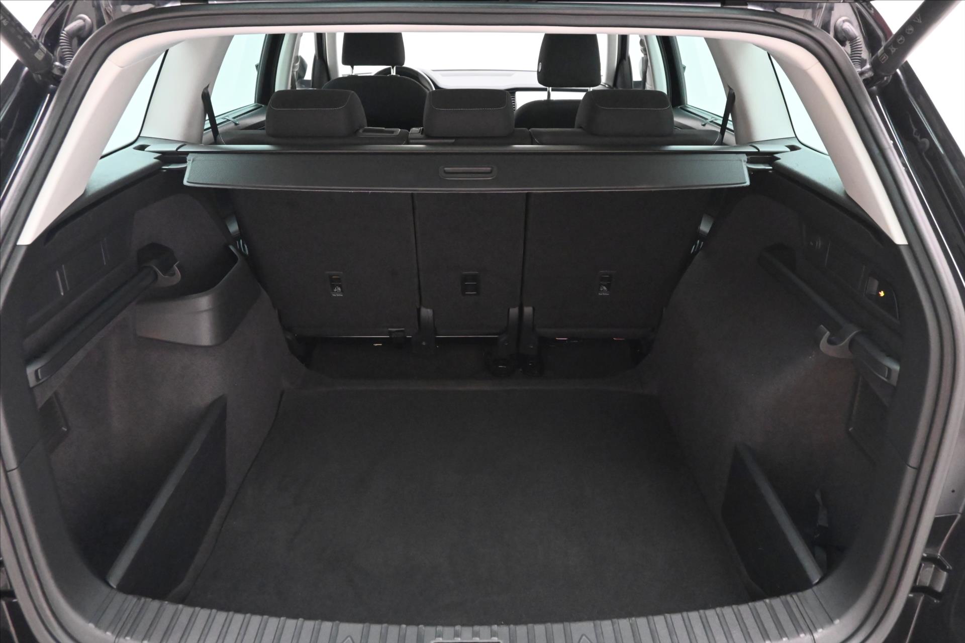 Hlavní fotografie vozu Škoda Kodiaq 2,0 TDI 147 kW DSG 4x4 TAŽNÉ Záruka až 5 let (10)