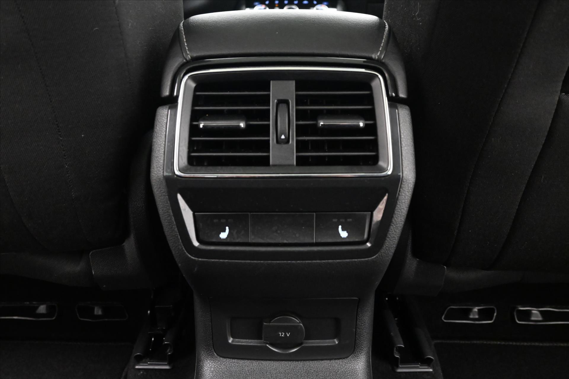 Hlavní fotografie vozu Škoda Kodiaq 2,0 TDI 147 kW DSG 4x4 TAŽNÉ Záruka až 5 let (22)
