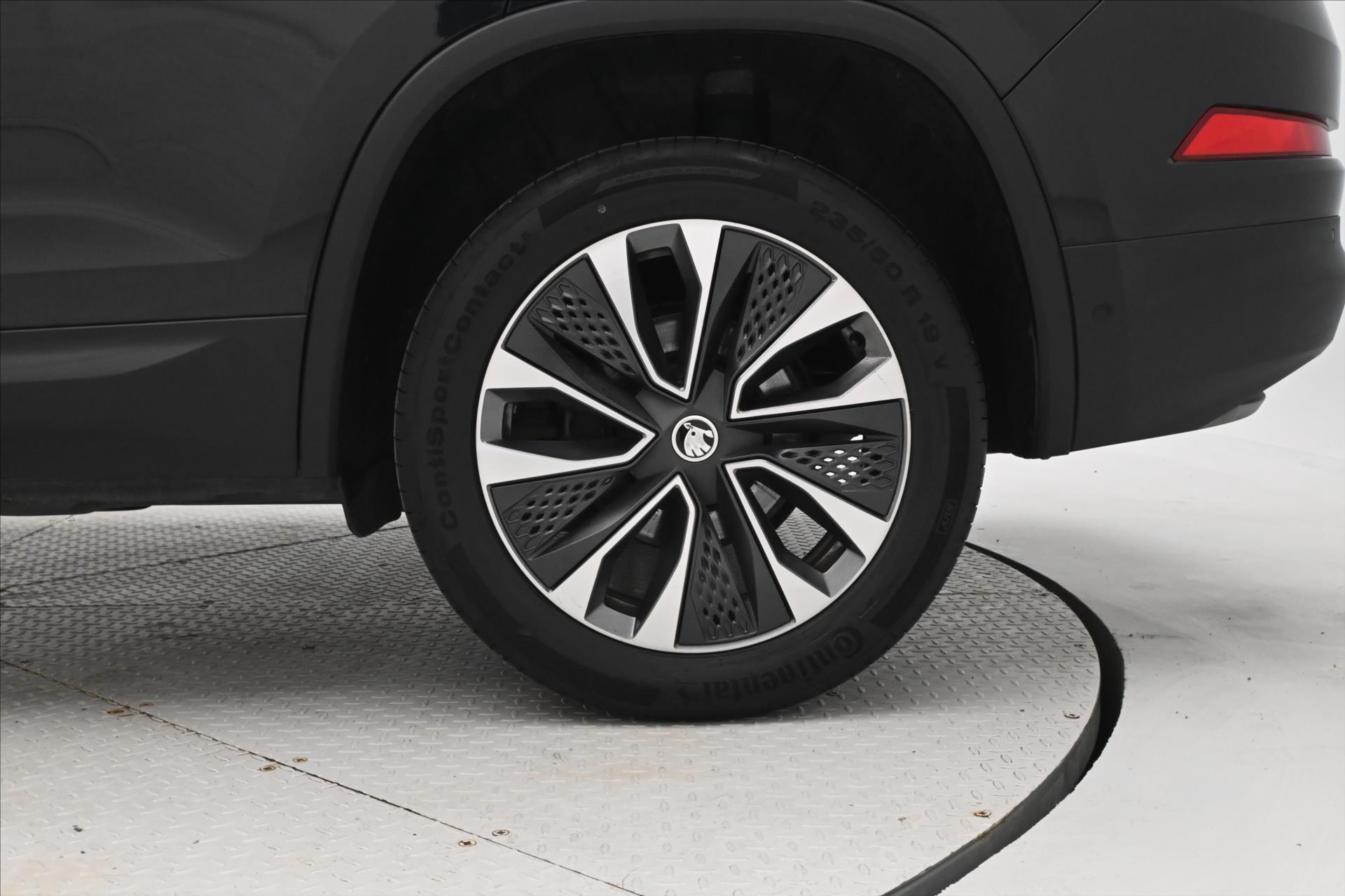 Hlavní fotografie vozu Škoda Kodiaq 2,0 TDI 147 kW DSG 4x4 TAŽNÉ Záruka až 5 let (33)