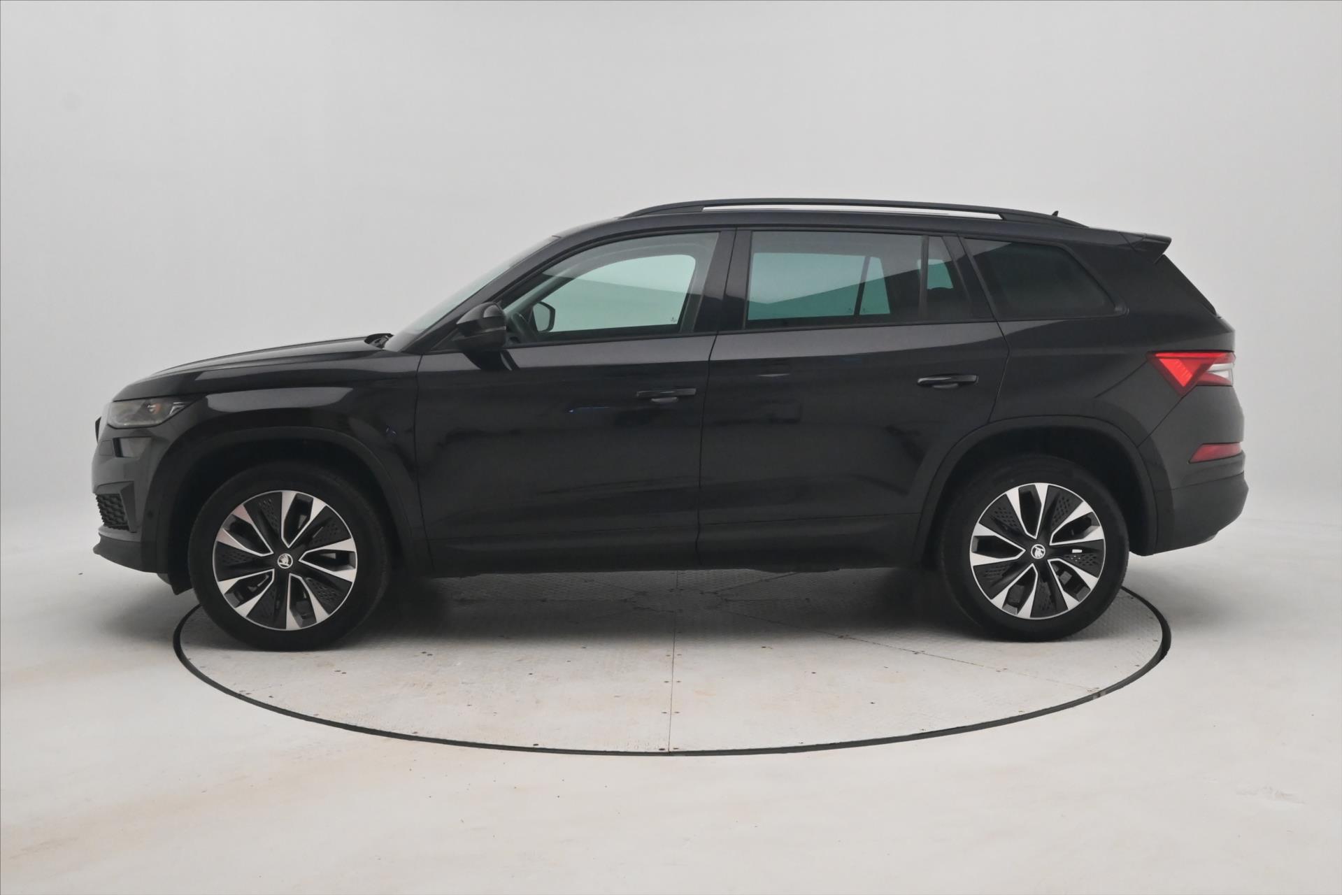 Hlavní fotografie vozu Škoda Kodiaq 2,0 TDI 147 kW DSG 4x4 TAŽNÉ Záruka až 5 let (8)