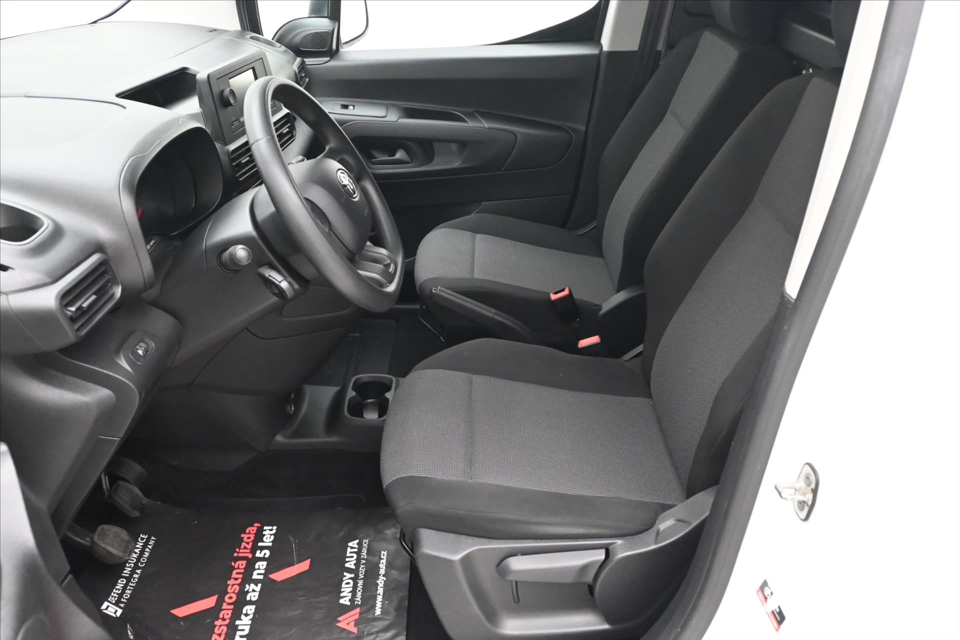 Hlavní fotografie vozu Toyota Proace 1,5 D-4D 75kW ČR 1.majitel Záruka až 5 let (14)