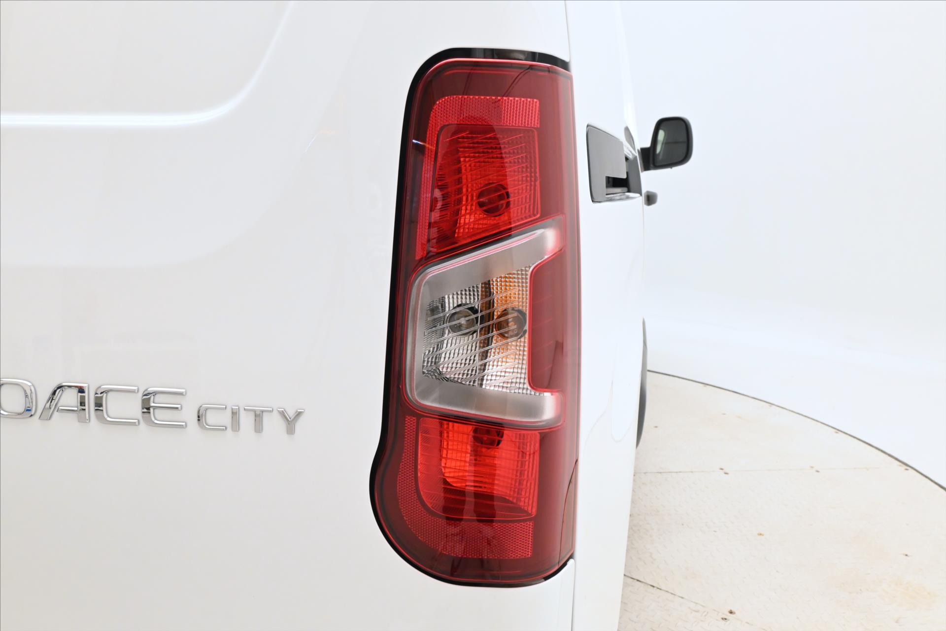 Hlavní fotografie vozu Toyota Proace 1,5 D-4D 75kW ČR 1.majitel Záruka až 5 let (29)