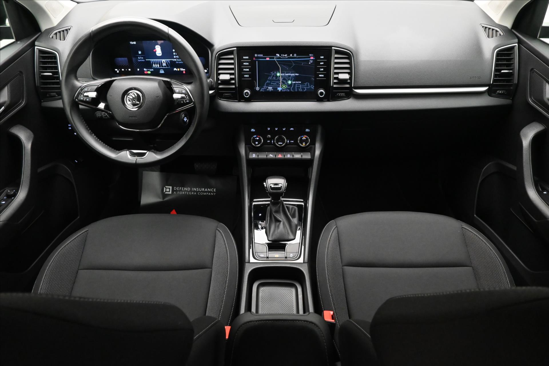 Hlavní fotografie vozu Škoda Karoq 2,0 TDI 85kW DSG TAŽNÉ Záruka až 5 let (16)