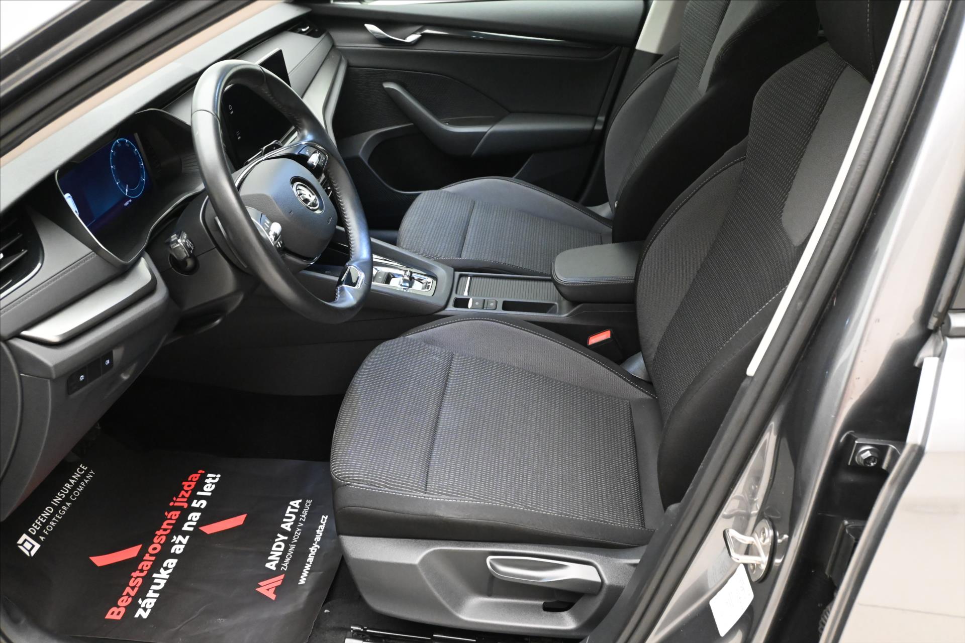 Hlavní fotografie vozu Škoda Octavia 2,0 TDI 110 kW DSG Ambition Záruka až 5 let (14)