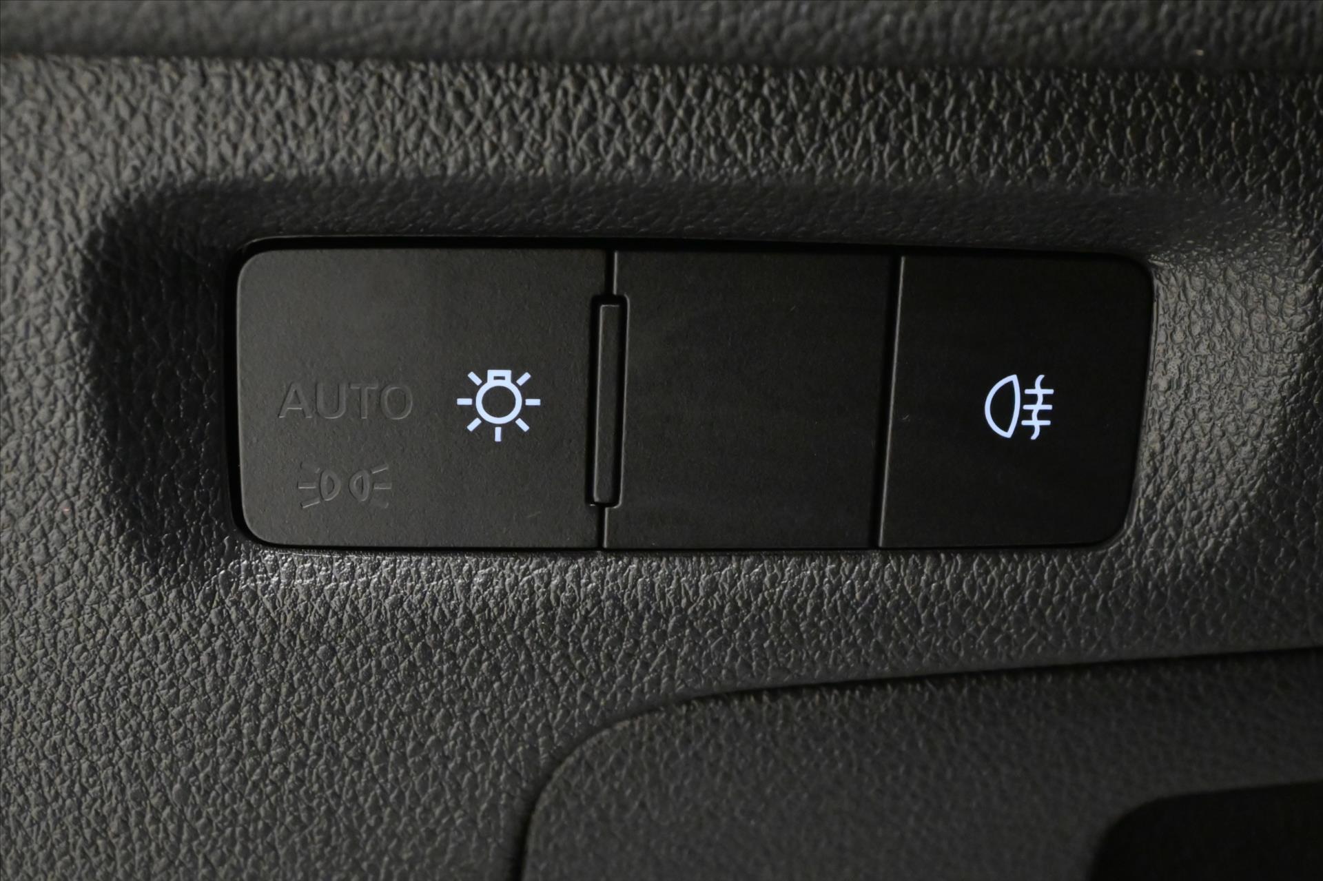 Hlavní fotografie vozu Škoda Octavia 2,0 TDI 110 kW DSG Ambition Záruka až 5 let (26)