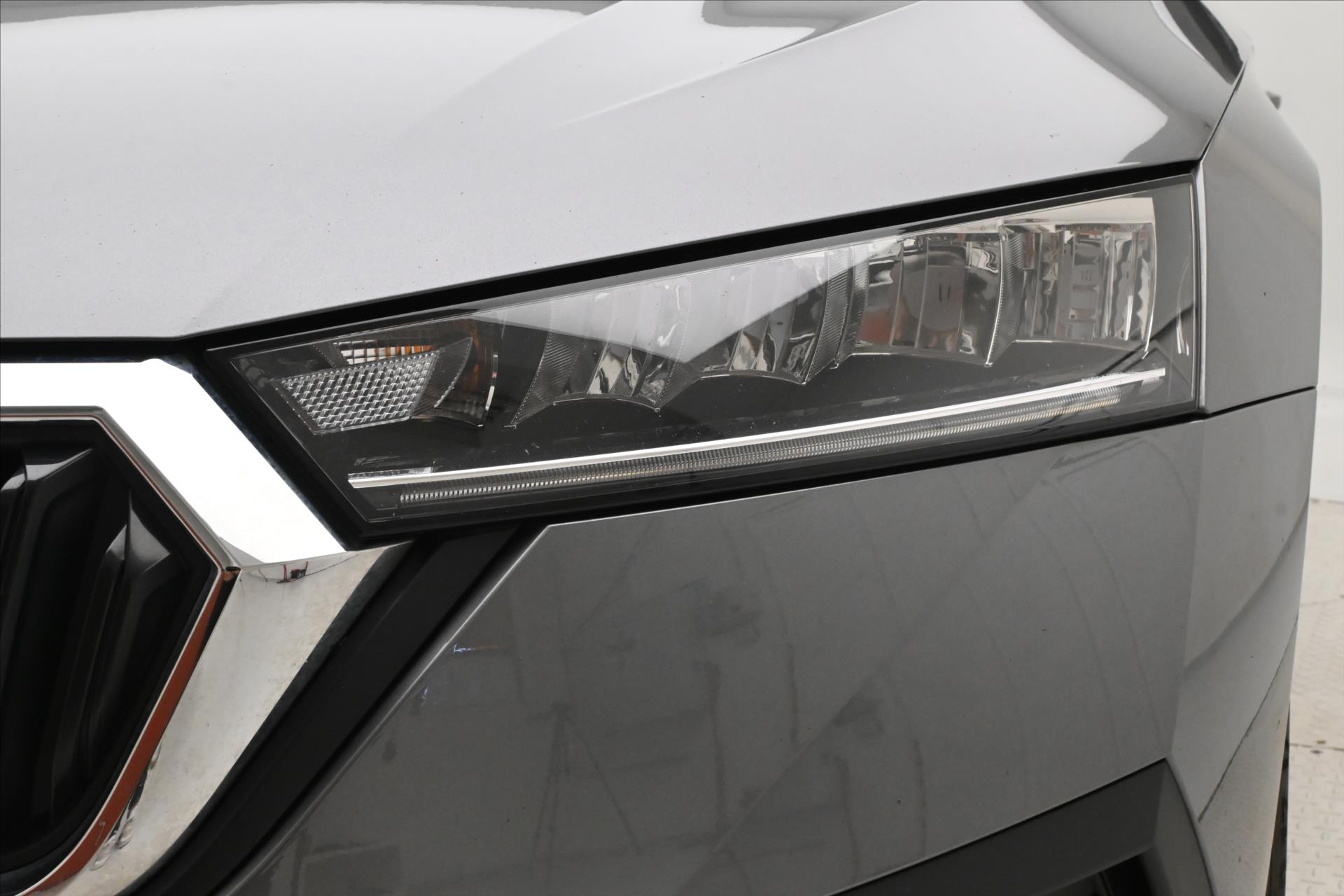 Hlavní fotografie vozu Škoda Octavia 2,0 TDI 110 kW DSG Ambition Záruka až 5 let (29)