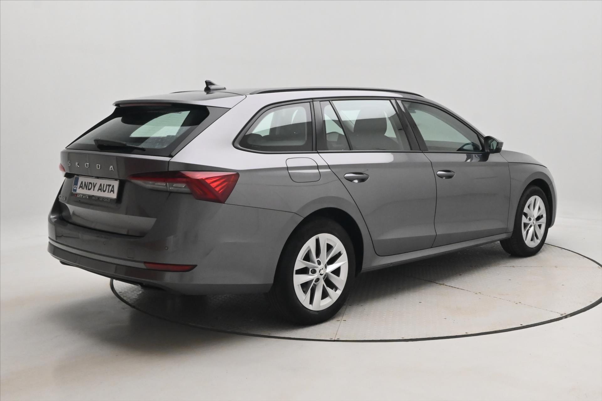Hlavní fotografie vozu Škoda Octavia 2,0 TDI 110 kW DSG Ambition Záruka až 5 let (6)