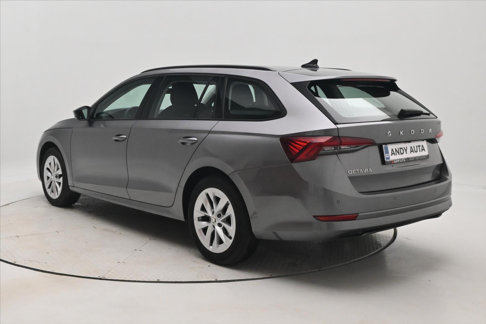 Hlavní fotografie vozu Škoda Octavia 2,0 TDI 110 kW DSG Ambition Záruka až 5 let (8)