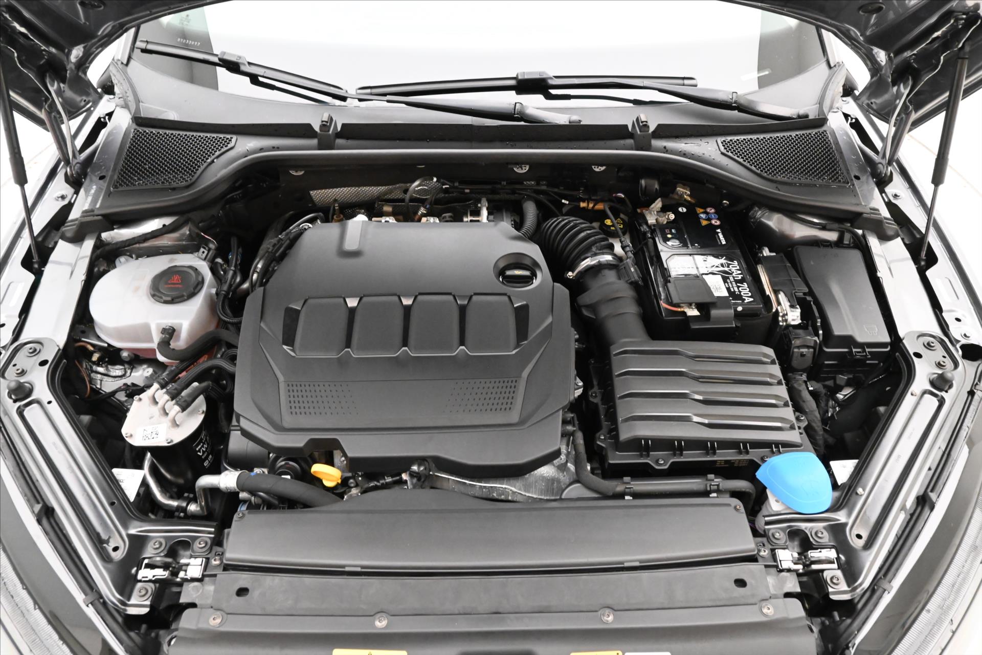 Hlavní fotografie vozu Škoda Octavia 2,0 TDI 110 kW DSG Ambition Záruka až 5 let (10)