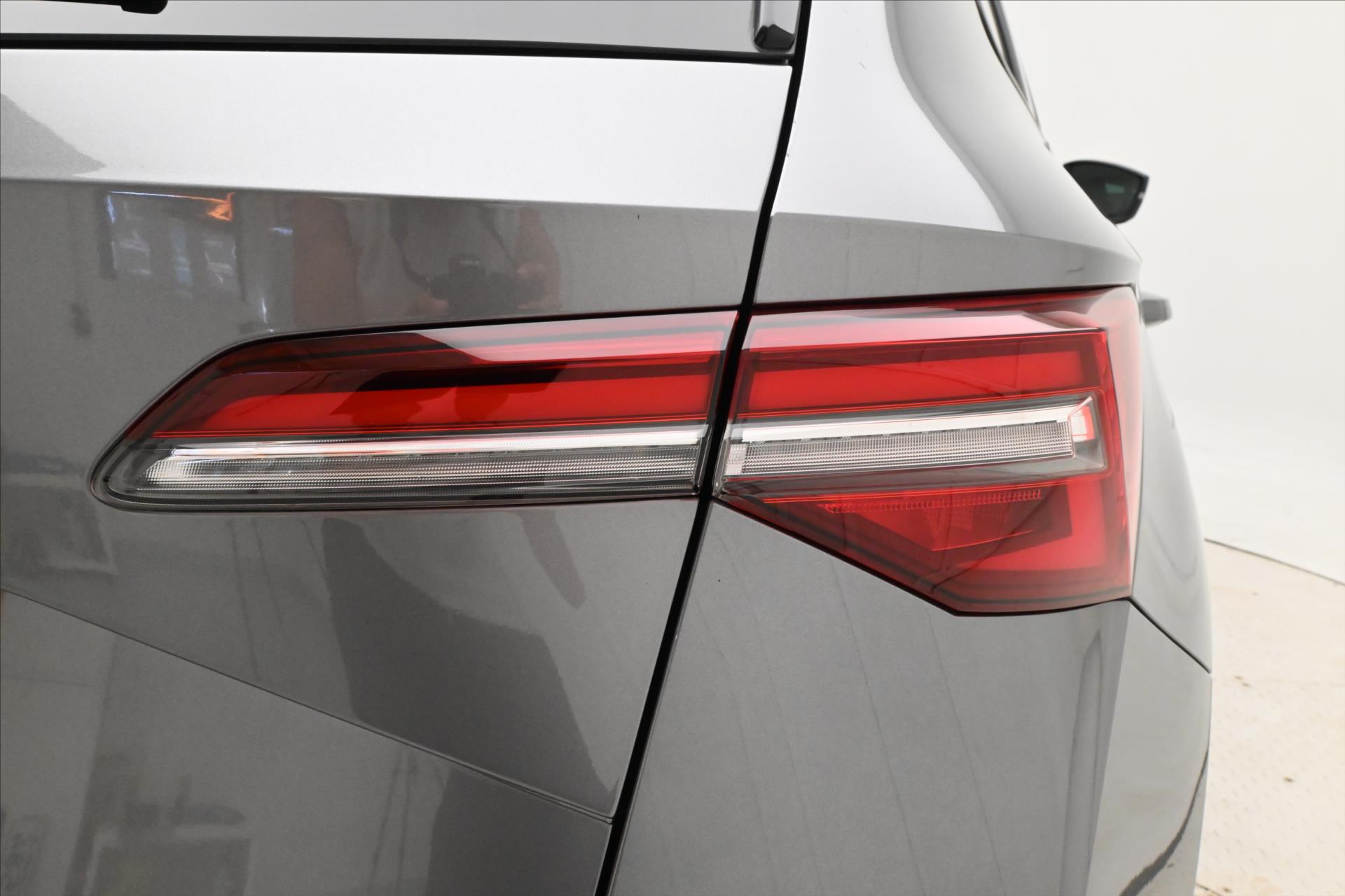 Hlavní fotografie vozu Škoda Karoq 2,0 TDI 85kW DSG Ambition Záruka až 5 let (30)