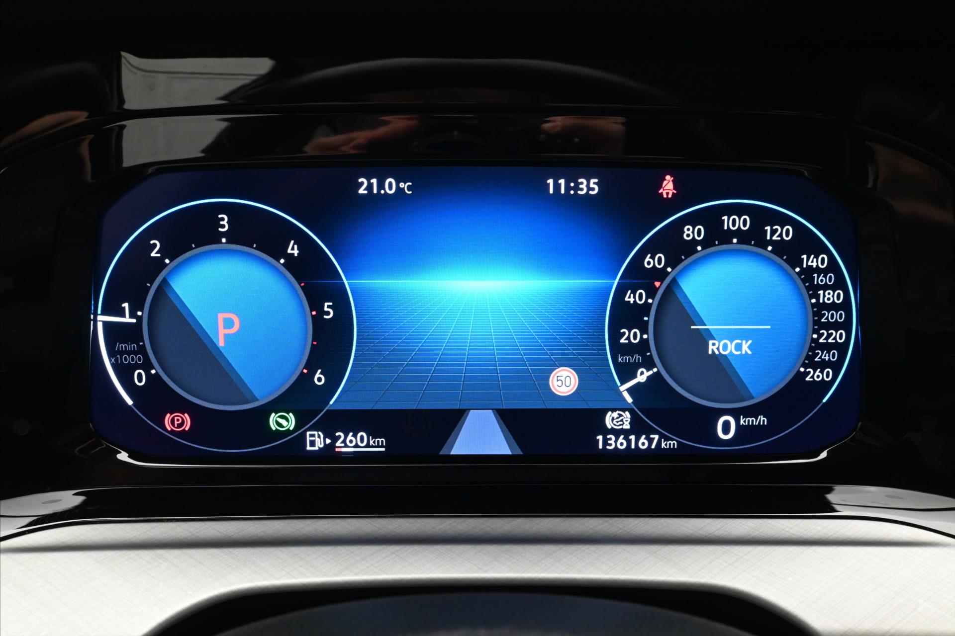 Hlavní fotografie vozu Volkswagen Golf 2,0 TDI 110 kW DSG Life Záruka až 5 let (17)