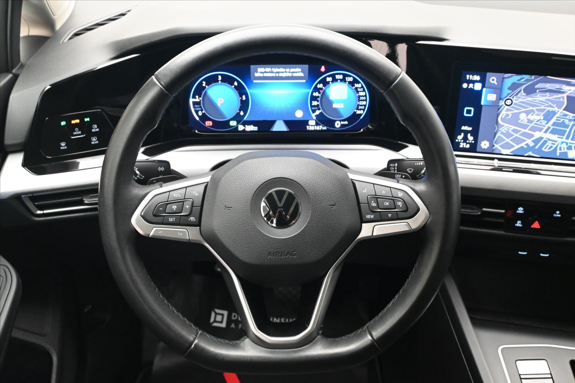 Hlavní fotografie vozu Volkswagen Golf 2,0 TDI 110kW DSG Life Záruka až 5 let (19)