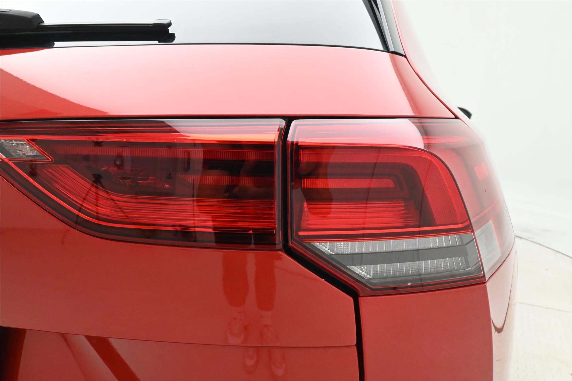 Hlavní fotografie vozu Volkswagen Golf 2,0 TDI 110kW DSG Life Záruka až 5 let (29)