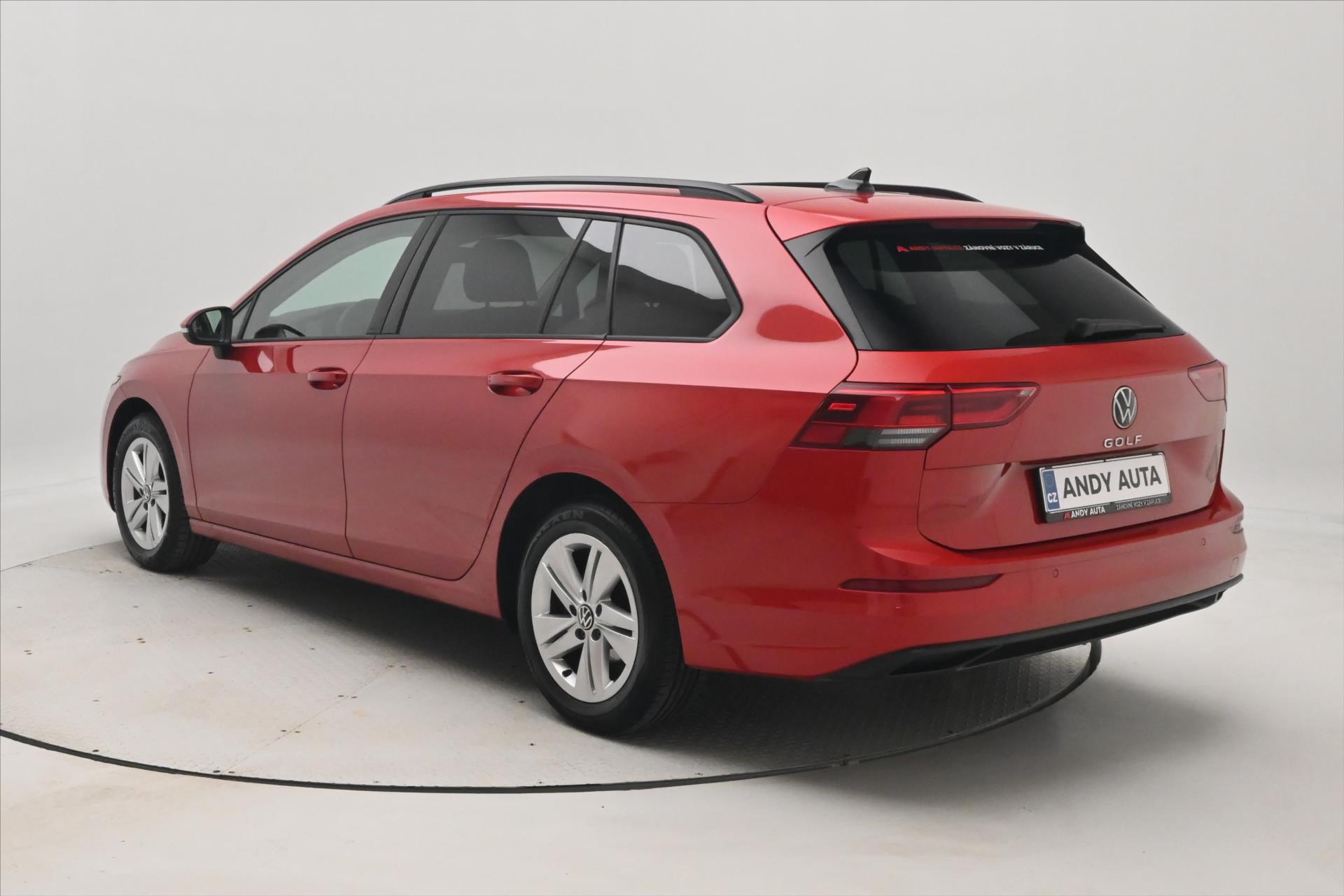 Hlavní fotografie vozu Volkswagen Golf 2,0 TDI 110kW DSG Life Záruka až 5 let (8)