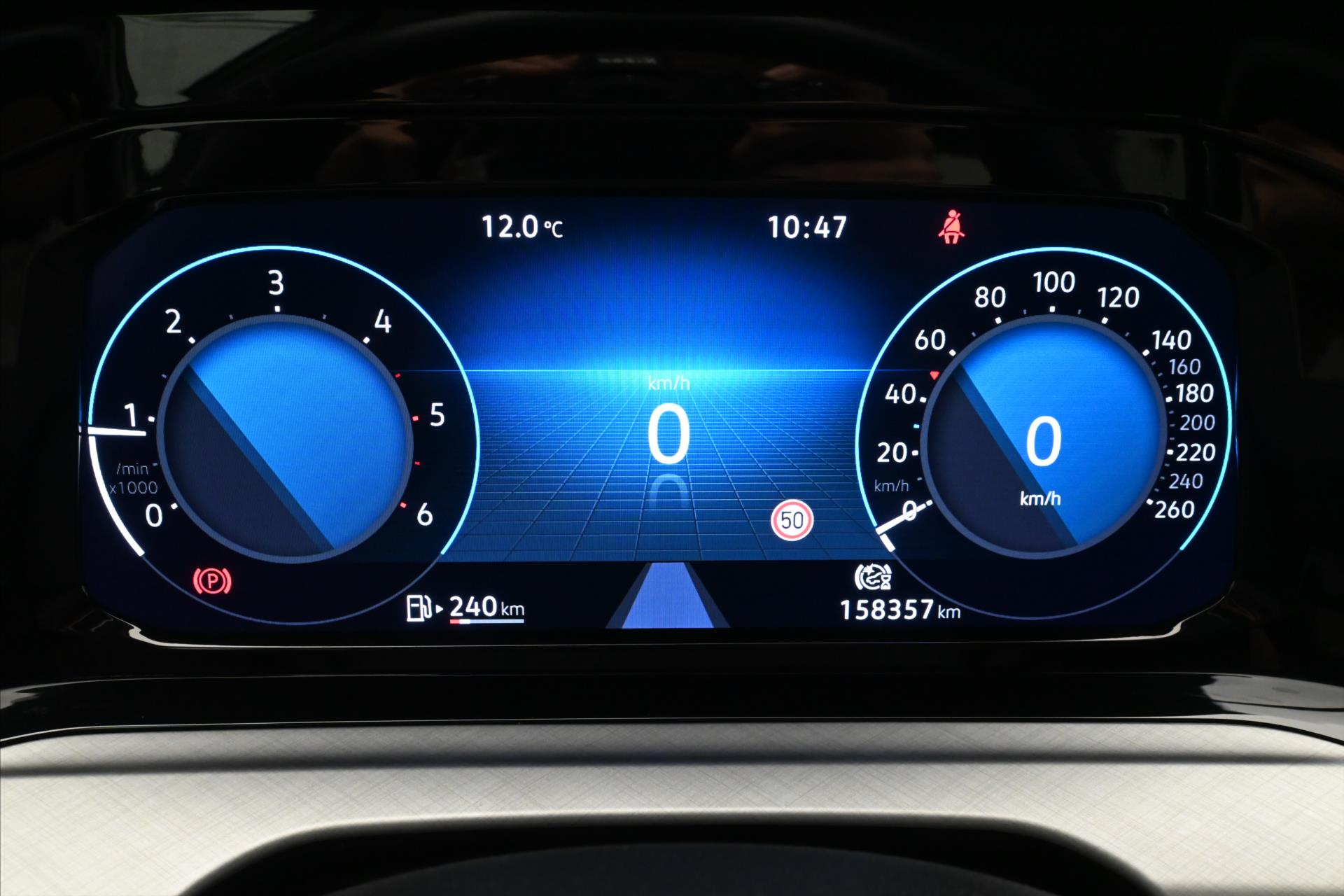 Main photo of the car Volkswagen Golf 2.0 TDI 110kW Life LED Warranty up to 5 years (17)