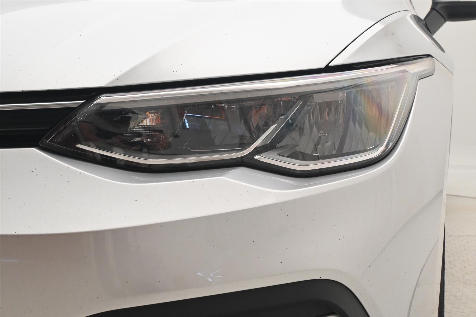 Main photo of the car Volkswagen Golf 2.0 TDI 110kW Life LED Warranty up to 5 years (30)