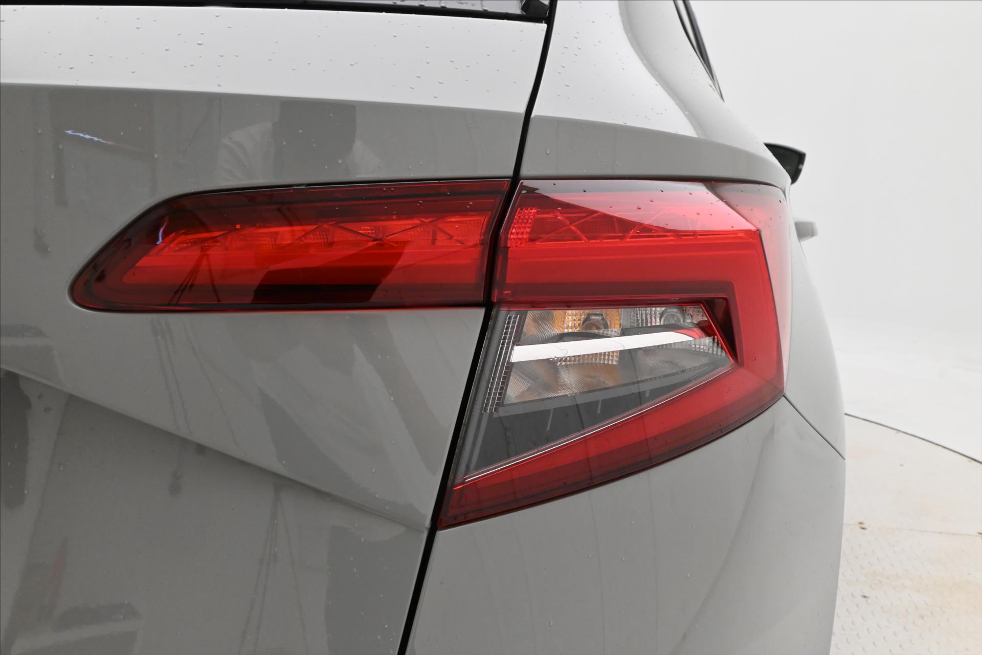 Main photo of the car Skoda Karoq 1.5 TSI 110kW Sportline Business Warranty up to 5 years (32)