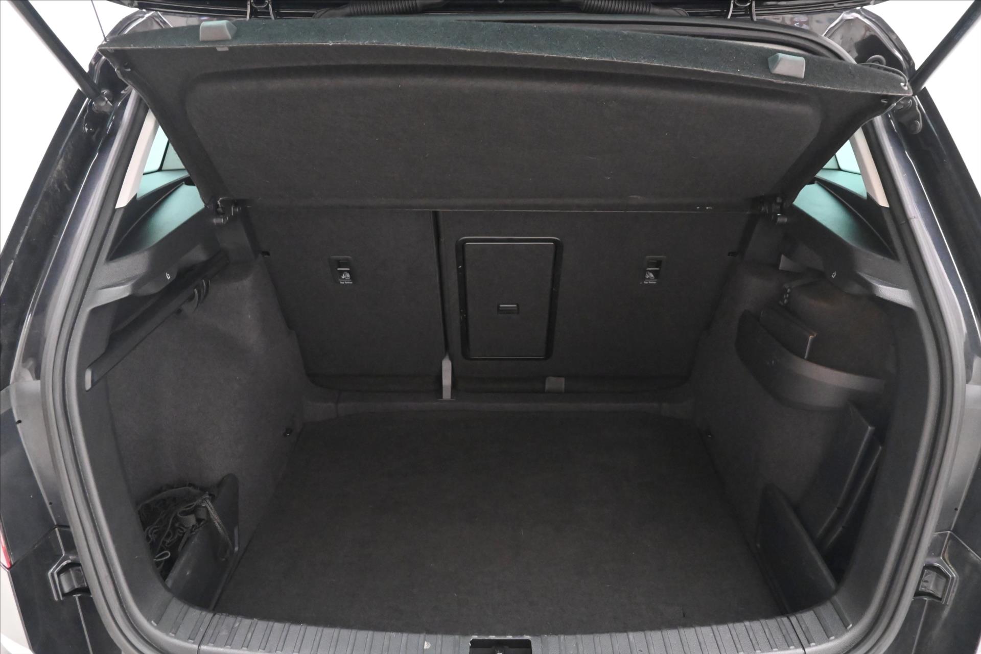 Hlavní fotografie vozu Škoda Karoq 1,5 TSI 110kW DSG Business Záruka až 5 let (11)