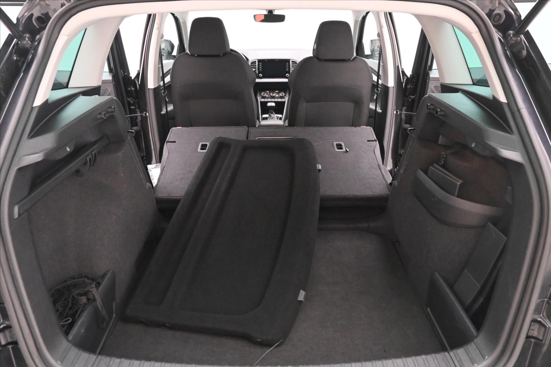 Hlavní fotografie vozu Škoda Karoq 1,5 TSI 110kW DSG Business Záruka až 5 let (12)