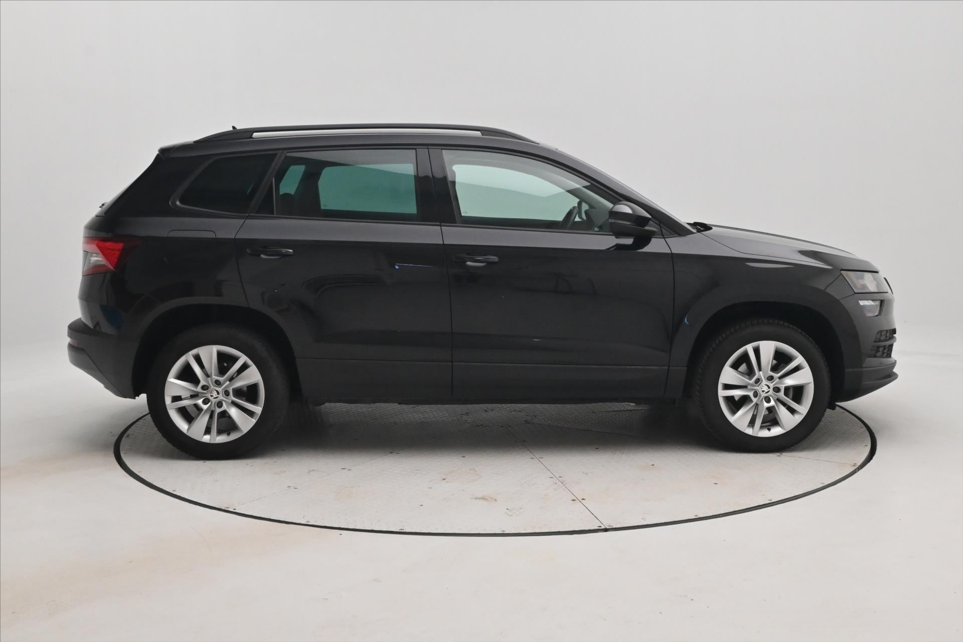 Hlavní fotografie vozu Škoda Karoq 1,5 TSI 110kW DSG Business Záruka až 5 let (5)
