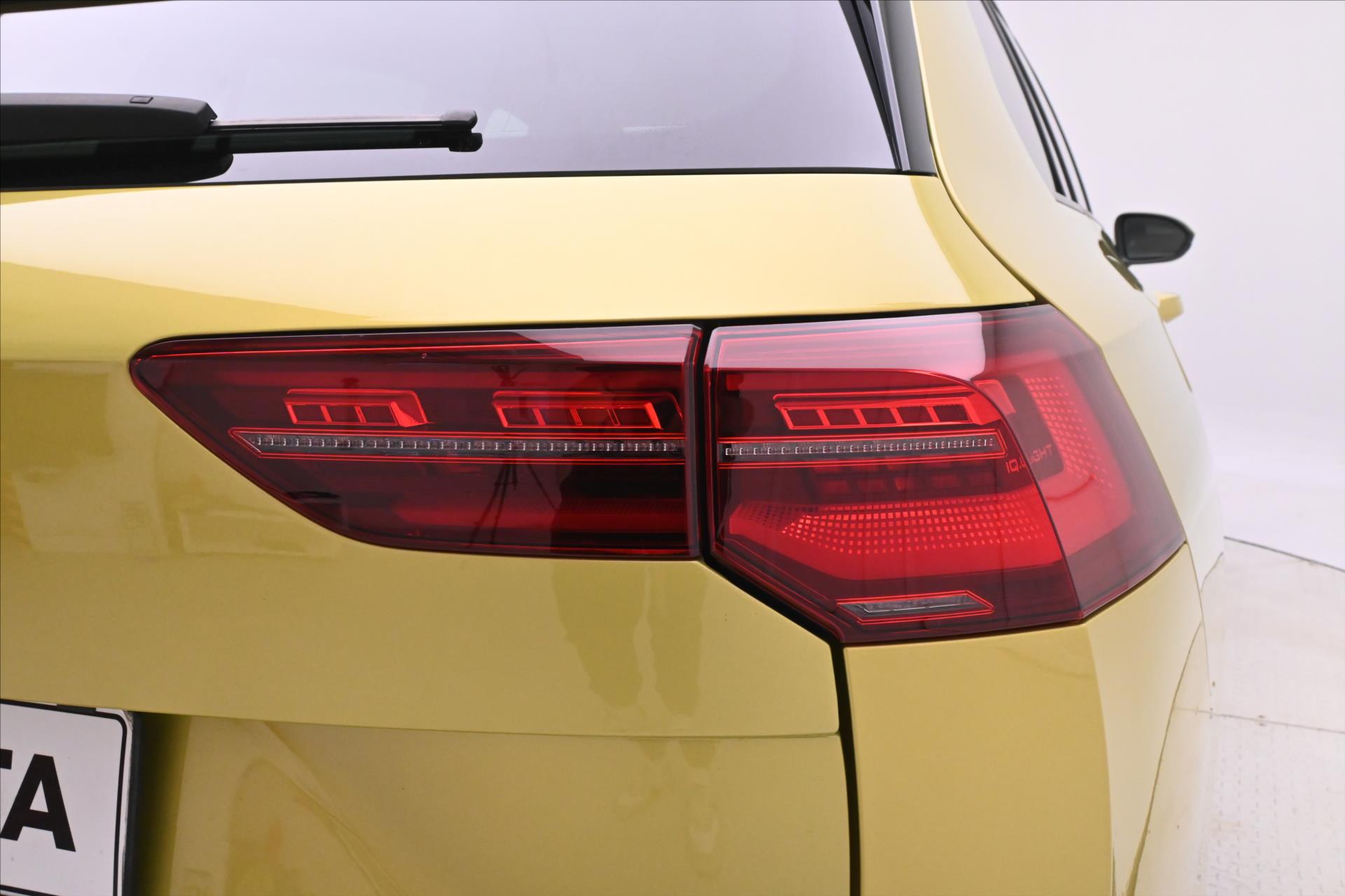 Main photo of the car Volkswagen Golf 2.0 TDI 110 kW Life Warranty up to 5 years (32)