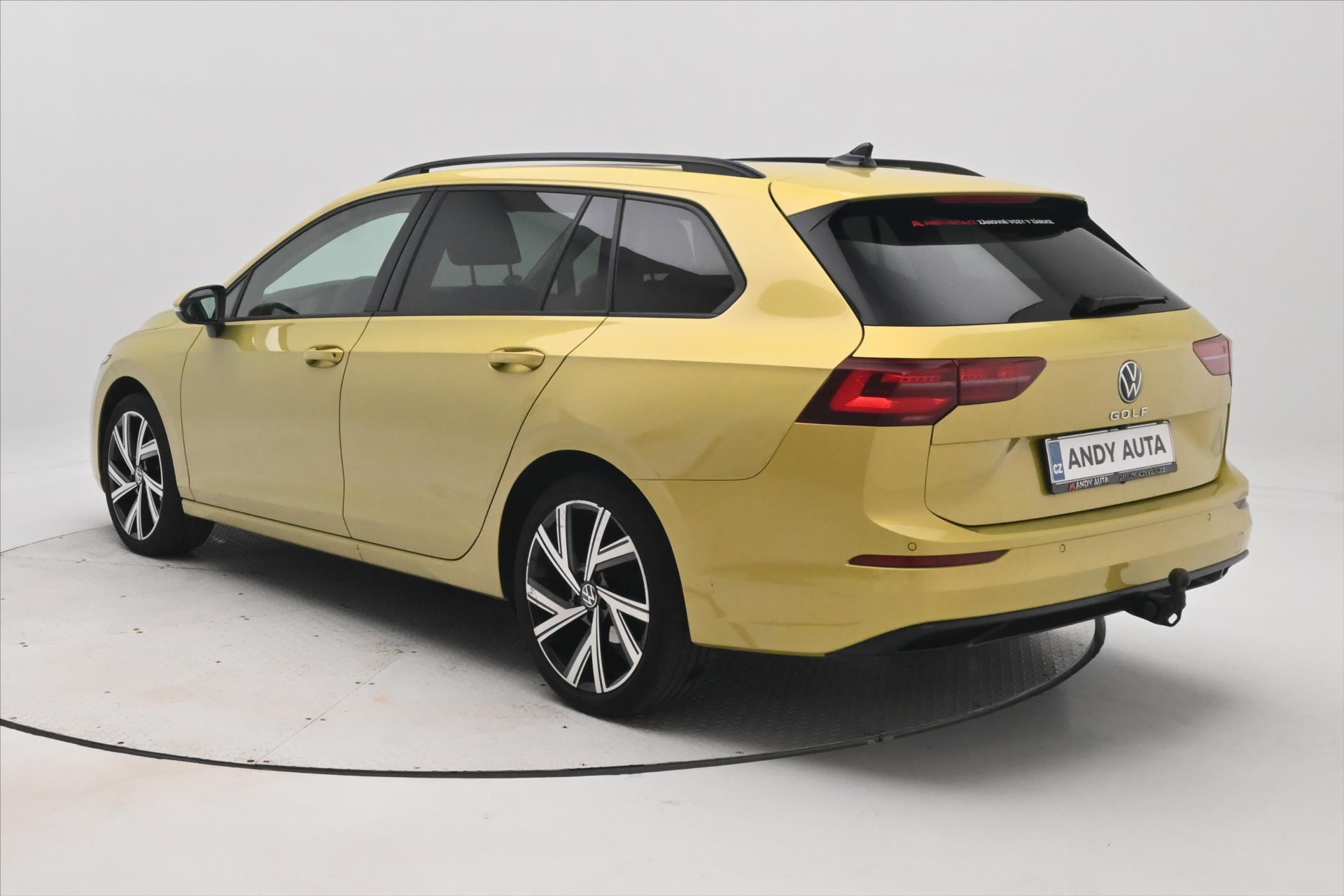Main photo of the car Volkswagen Golf 2.0 TDI 110 kW Life Warranty up to 5 years (8)