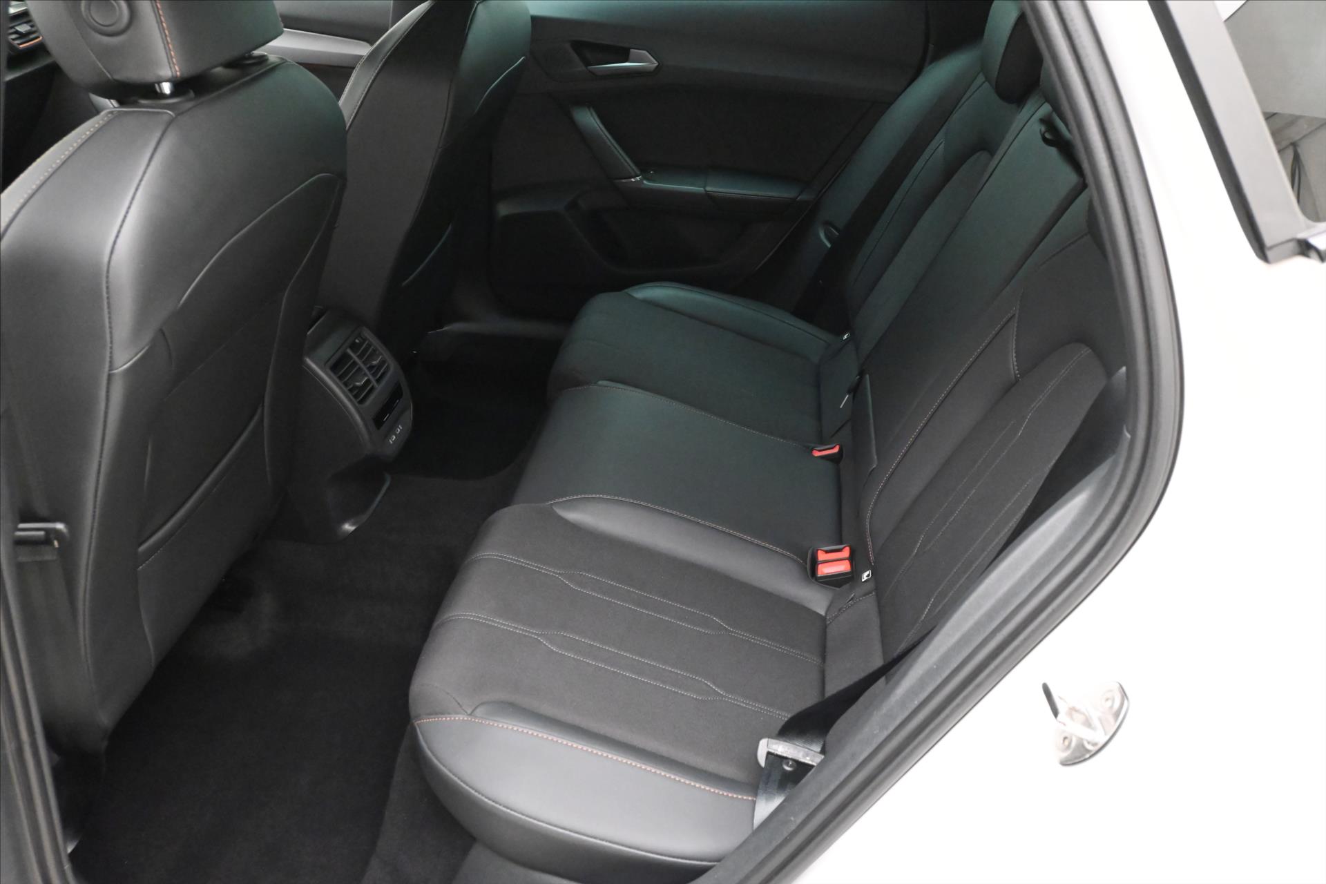 Hlavní fotografie vozu Cupra Formentor 2,0 TDI 110 kW Záruka až 5 let (15)