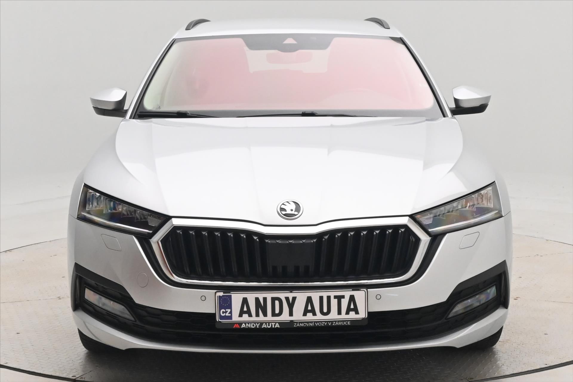 Main photo of the car Skoda Octavia 2.0 TDI 110 kW DSG 4x4 NAVI Warranty up to 5 years (3)