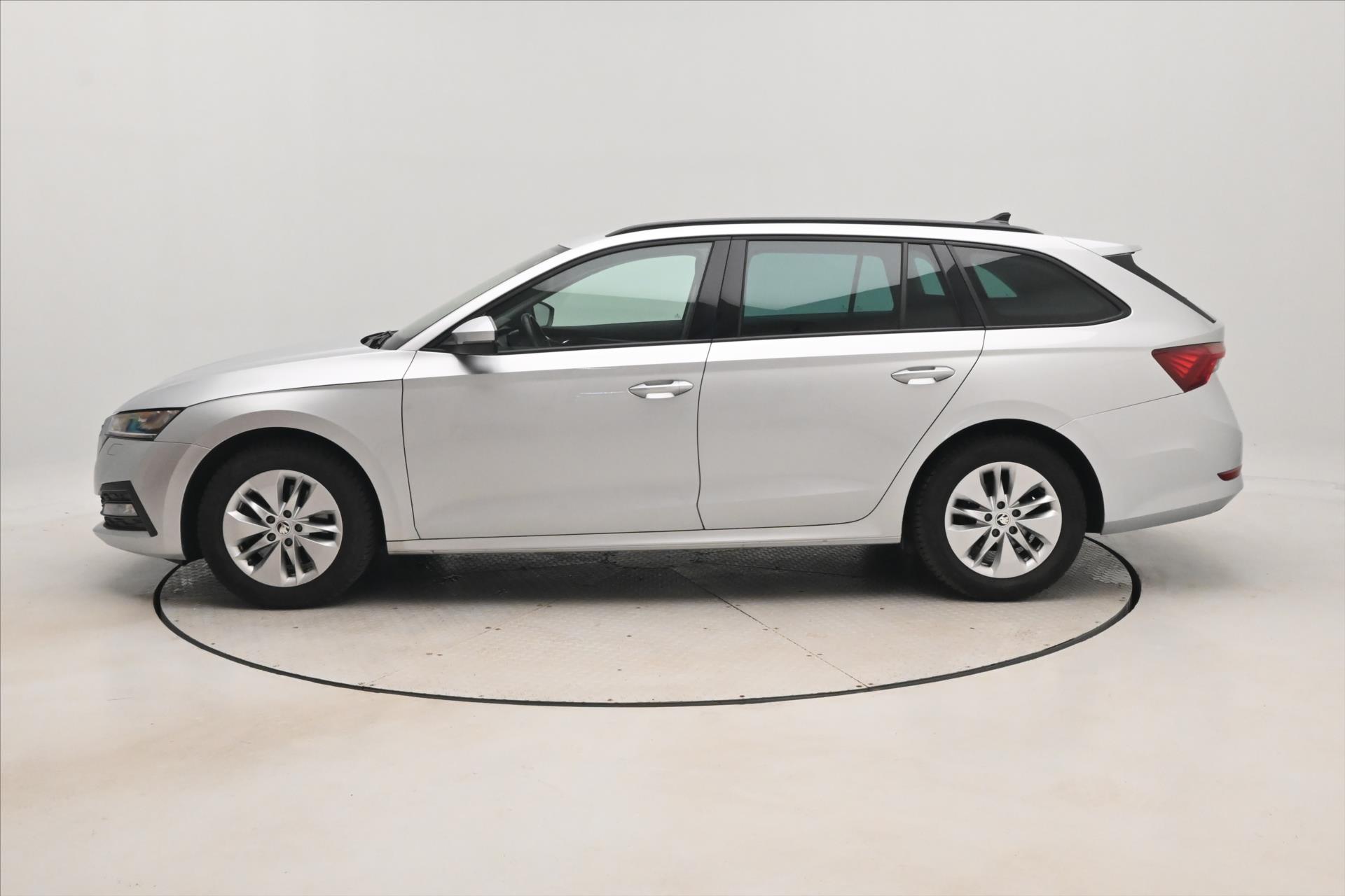 Main photo of the car Skoda Octavia 2.0 TDI 110 kW DSG 4x4 NAVI Warranty up to 5 years (9)