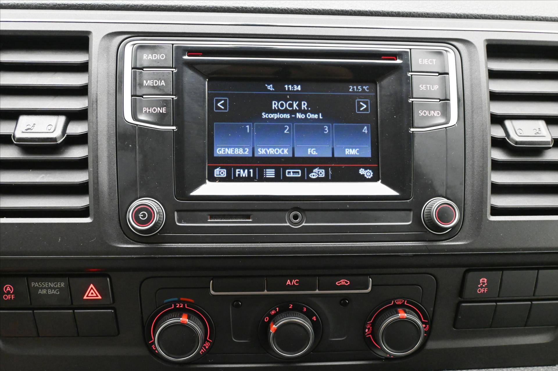 Main photo of the car Volkswagen Transporter 2.0 TDI 110kW LONG KLIMA Warranty up to 5 years (19)