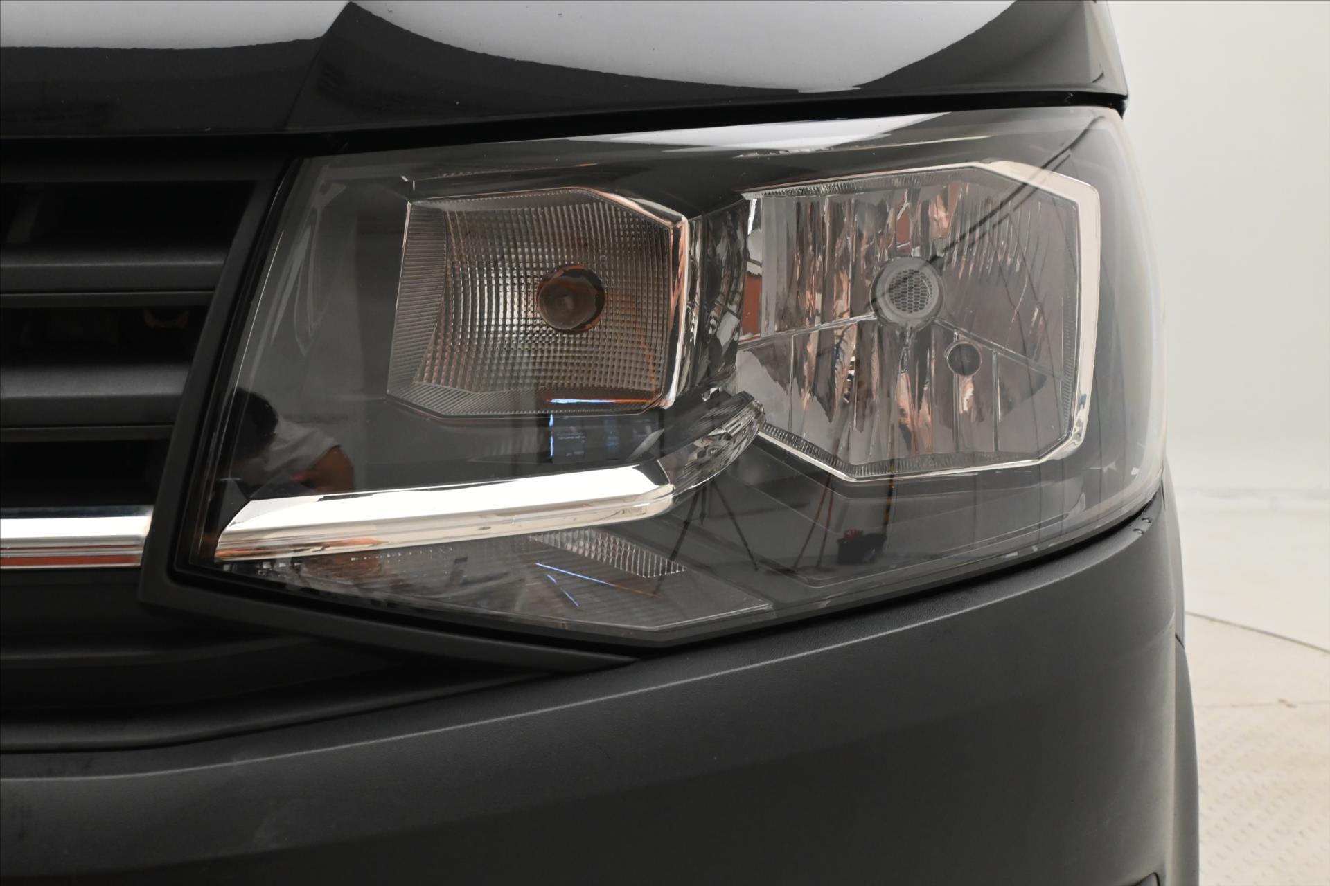 Main photo of the car Volkswagen Transporter 2.0 TDI 110kW LONG KLIMA Warranty up to 5 years (27)