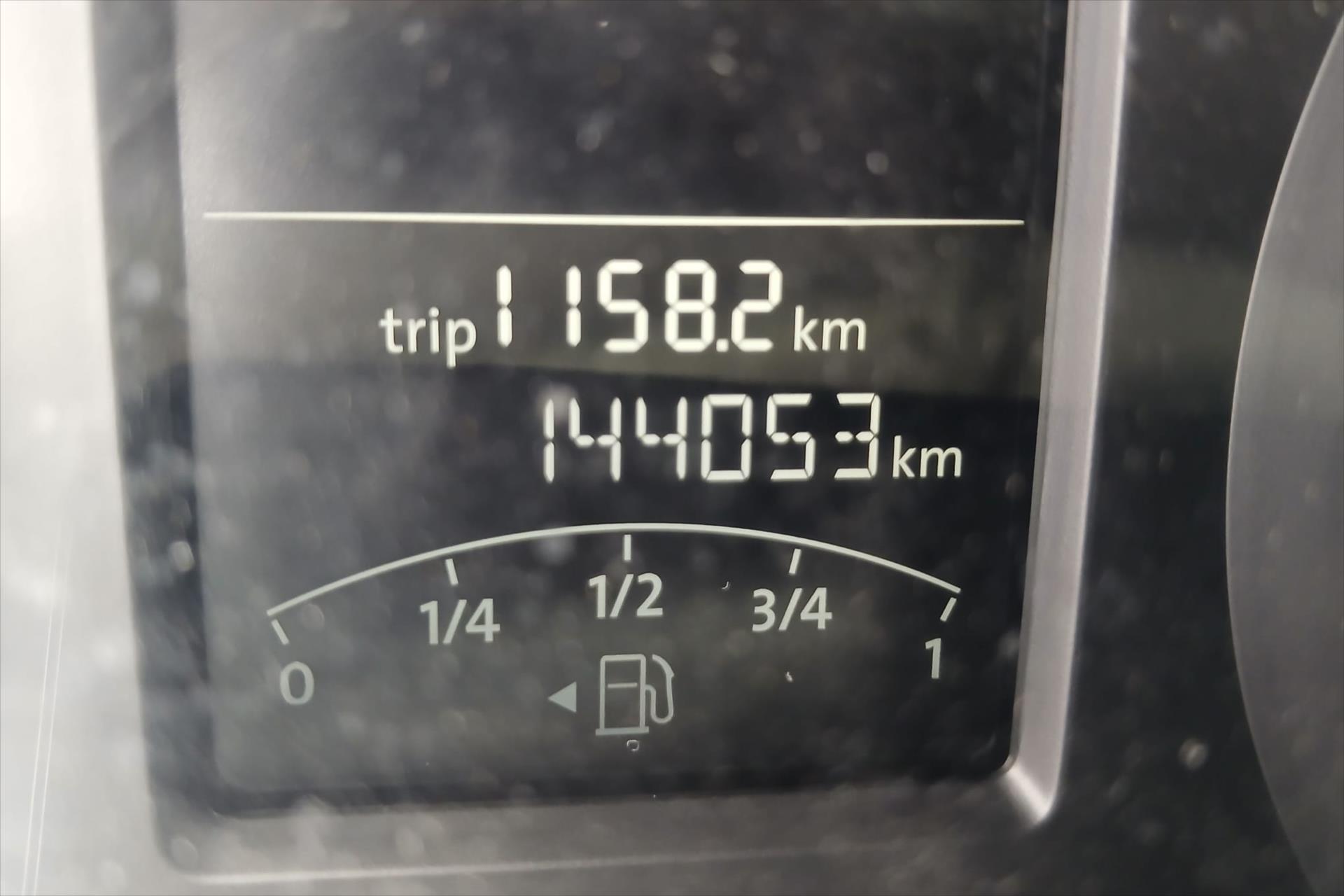 Main photo of the car Volkswagen Transporter 2.0 TDI 110kW Manual WE ARE PREPARING THE CAR FOR SALE (3)